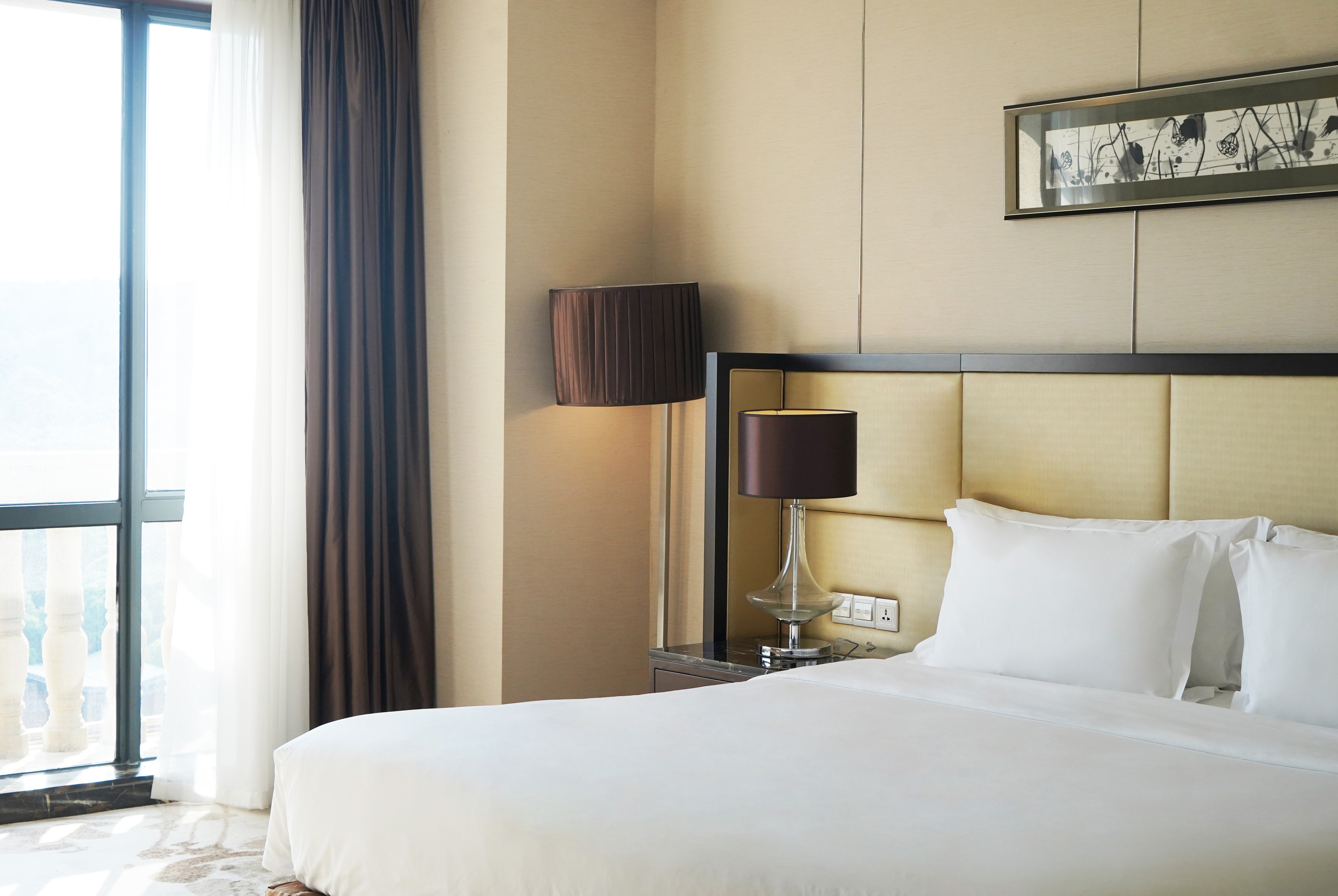 Guest room at the Howard Johnson by Wyndham Changsheng Plaza Meizhou in Meizhou, Other than US/Canada