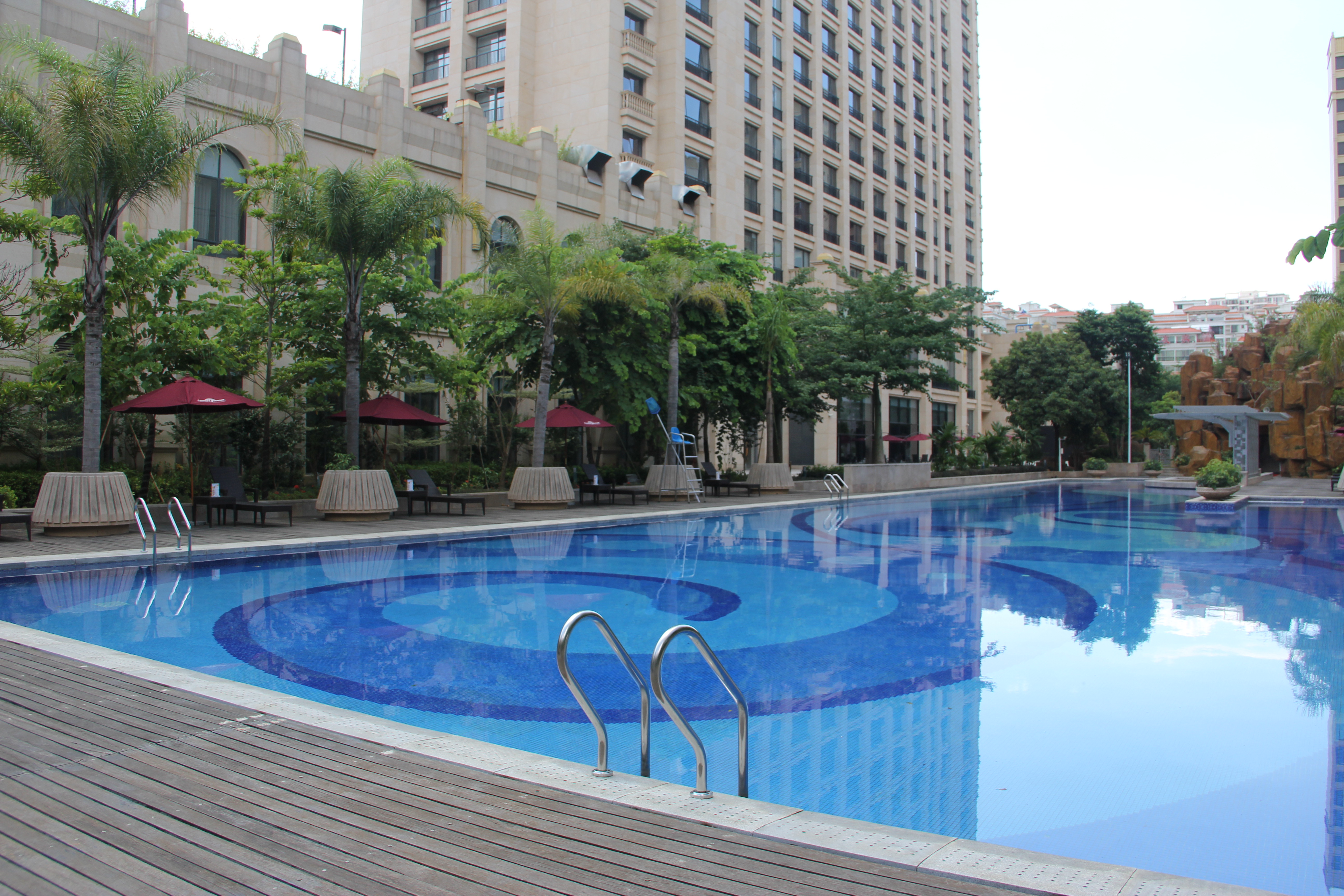 Pool at the Howard Johnson by Wyndham Changsheng Plaza Meizhou in Meizhou, Other than US/Canada