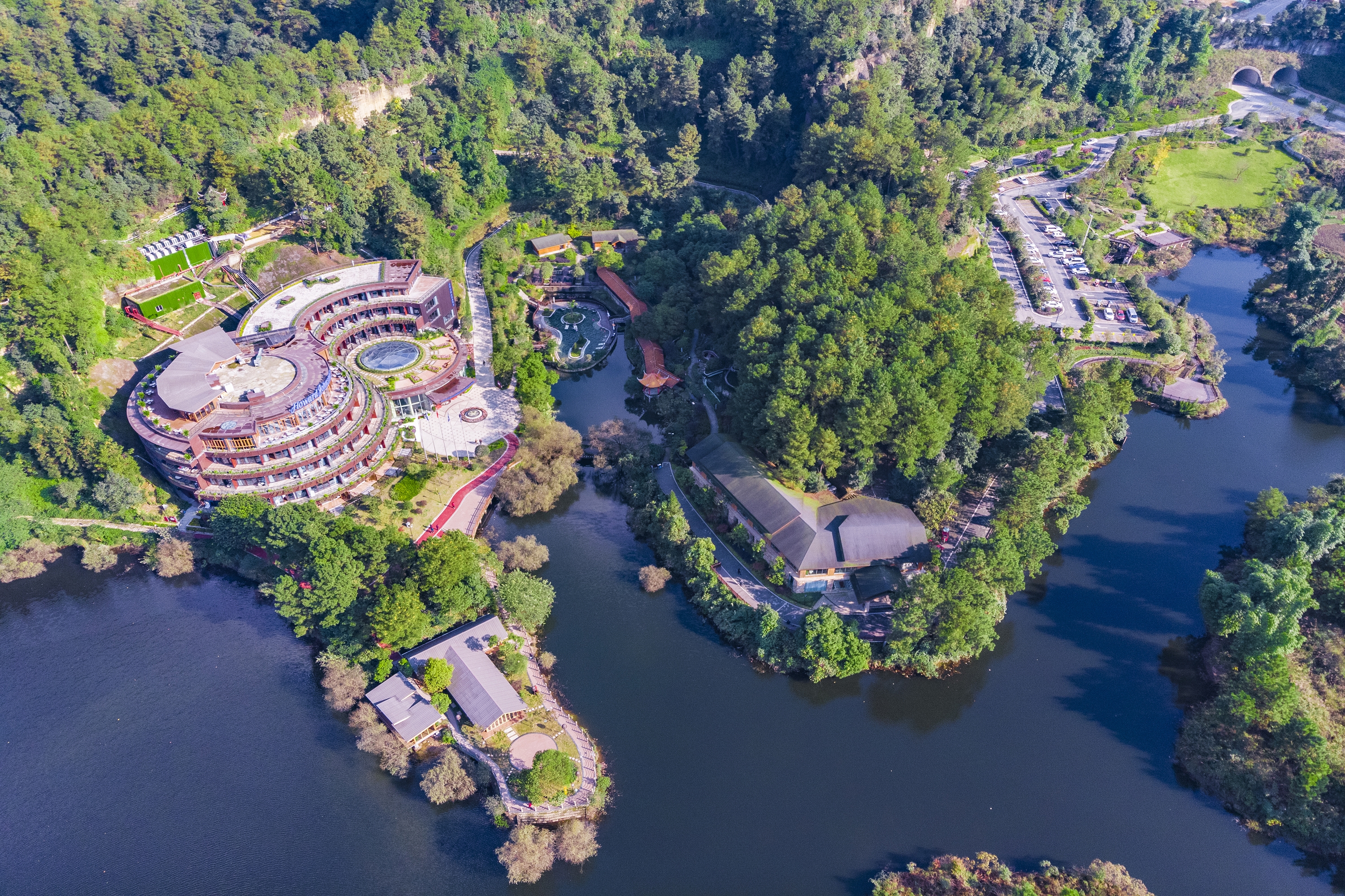 Exterior of Howard Johnson by Wyndham Lake Serenity Hotel Neijiang hotel in Neijiang City, Other than US/Canada