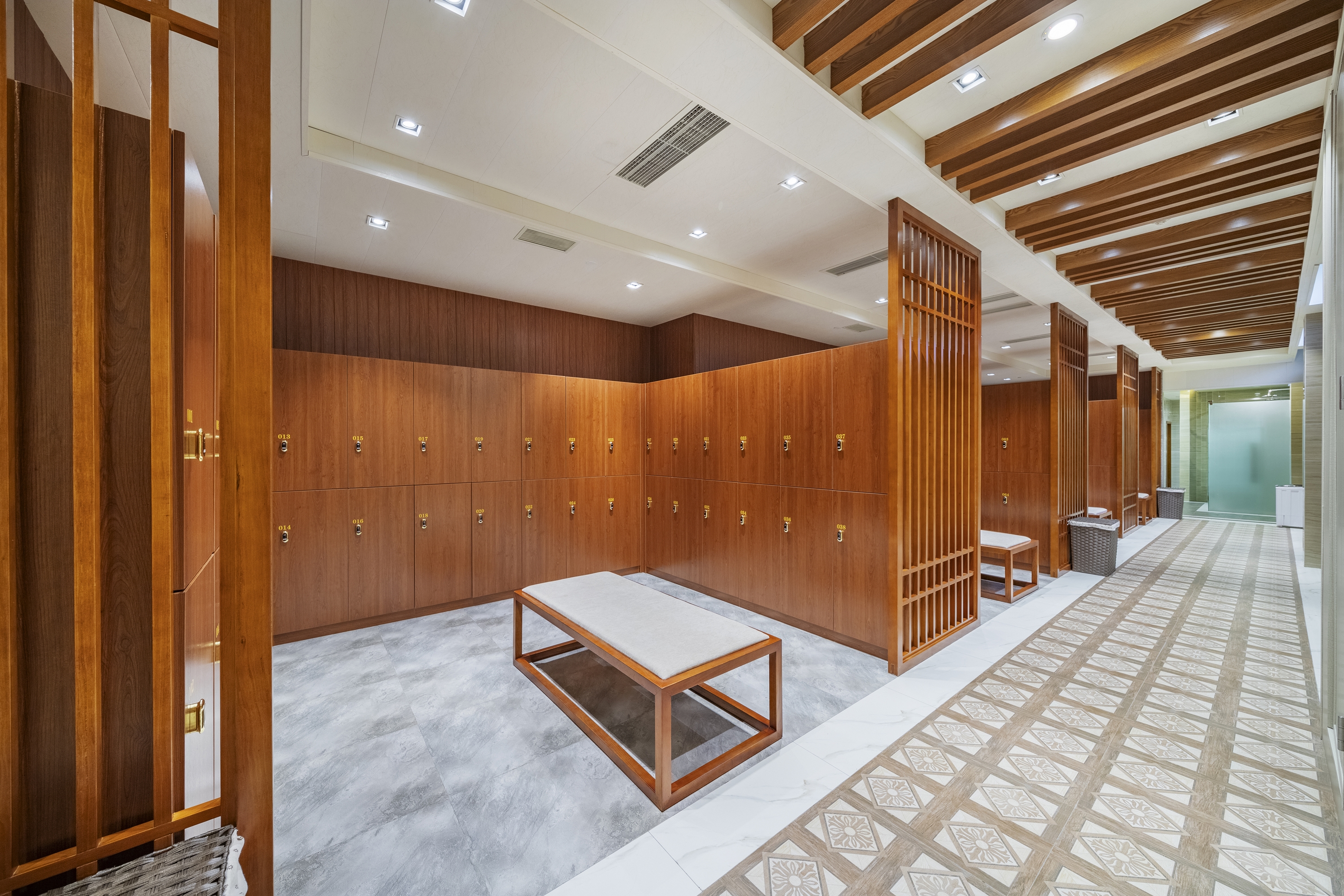 Howard Johnson by Wyndham Lake Serenity Hotel Neijiang spa feature in Neijiang City, Other than US/Canada