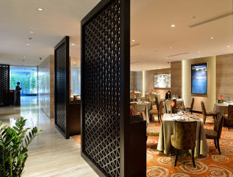 Howard Johnson by Wyndham IFC Plaza Ningbo restaurant in Ningbo, Other than US/Canada