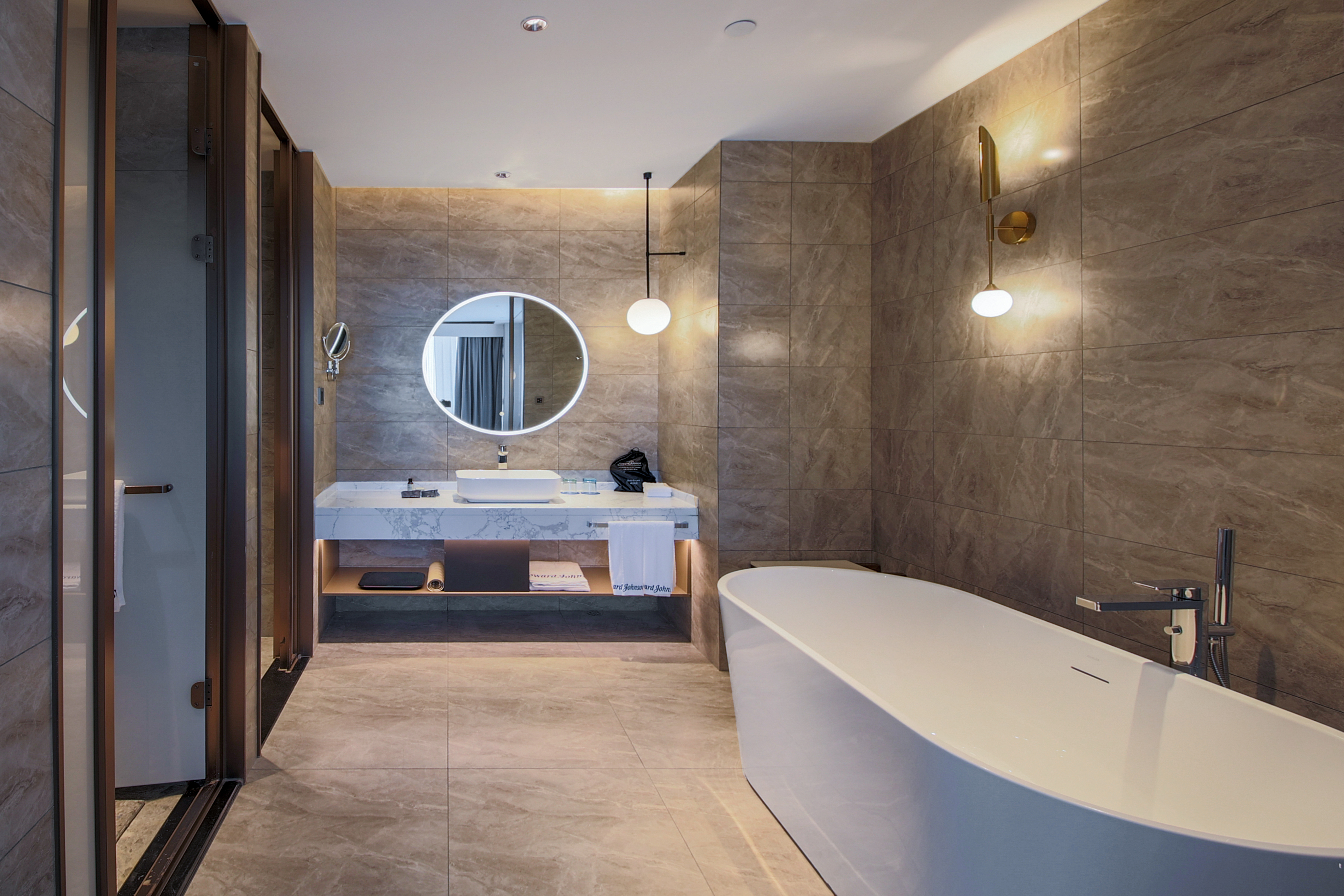 Howard Johnson by Wyndham Longxiang Hotel Ningbo suite in Ningbo, Other than US/Canada