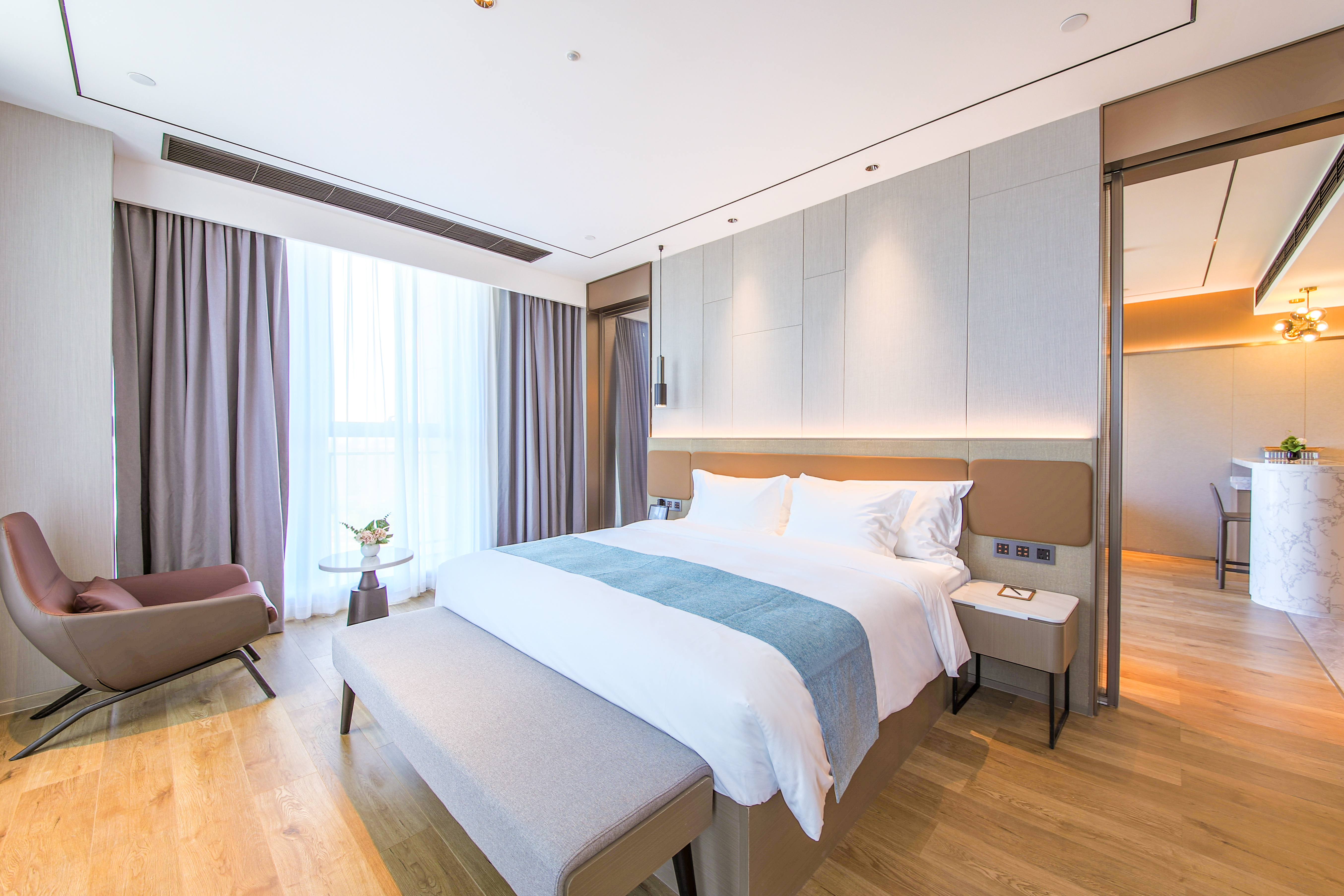 Howard Johnson by Wyndham Longxiang Hotel Ningbo suite in Ningbo, Other than US/Canada