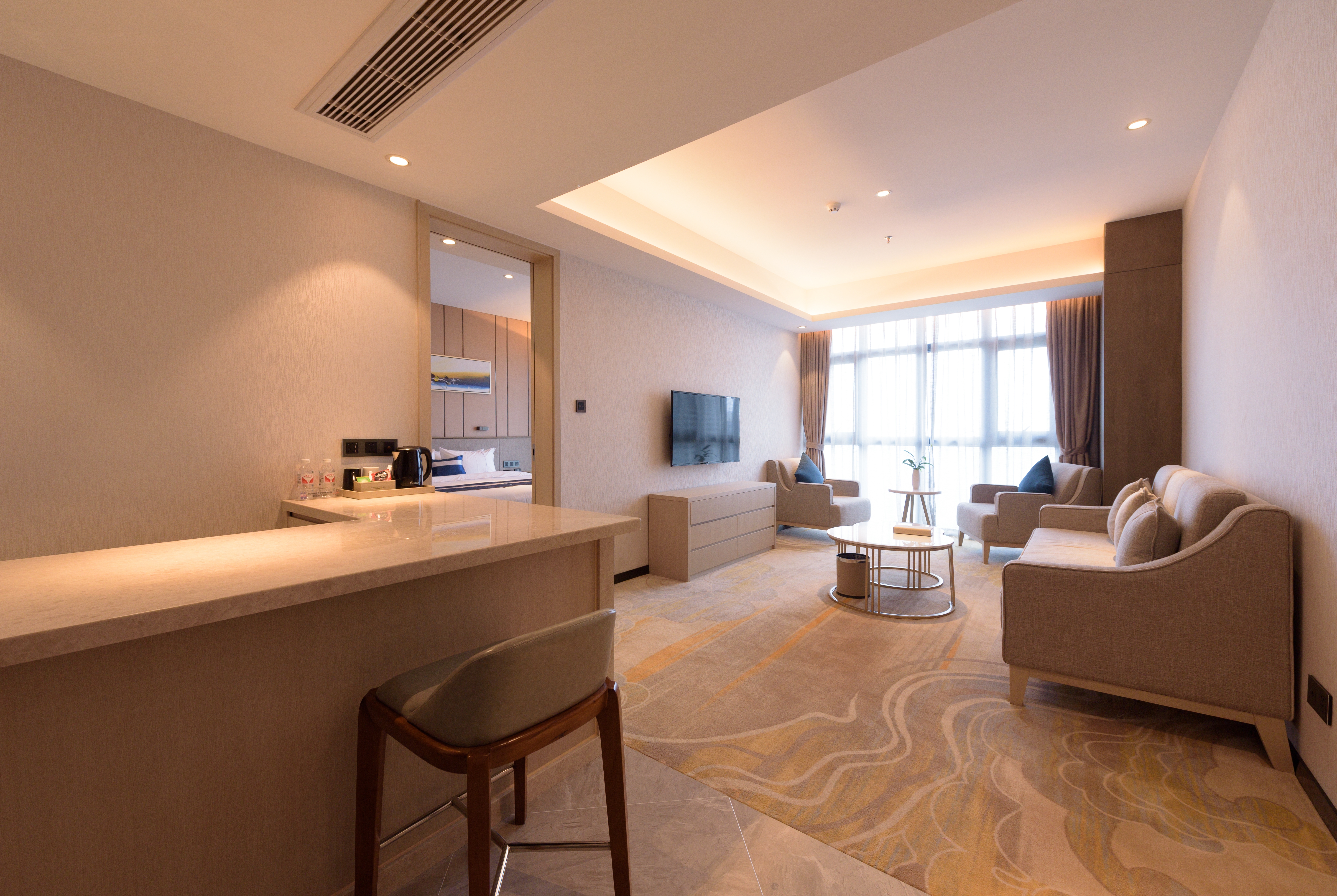 Guest room at the Howard Johnson by Wyndham Life Changrong in Qinzhou, Other than US/Canada