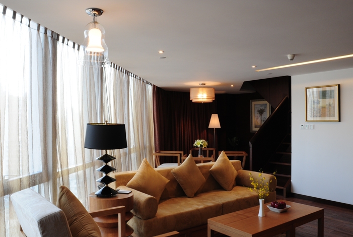 Guest room at the Howard Johnson by Wyndham Huaihai Hotel Shanghai in Shanghai, Other than US/Canada