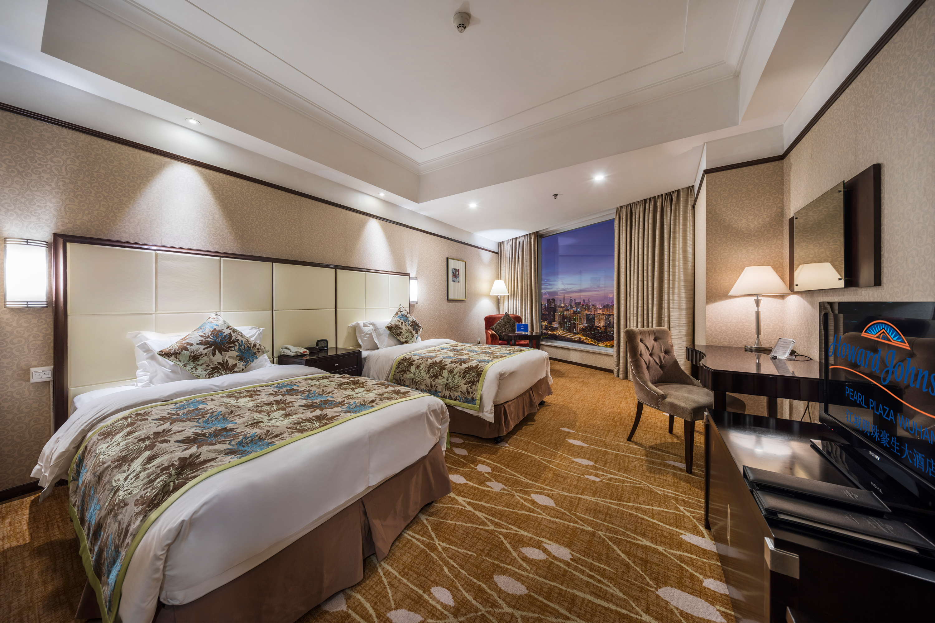 Guest room at the Howard Johnson by Wyndham Pearl Plaza Wuhan in Wuhan, Other than US/Canada