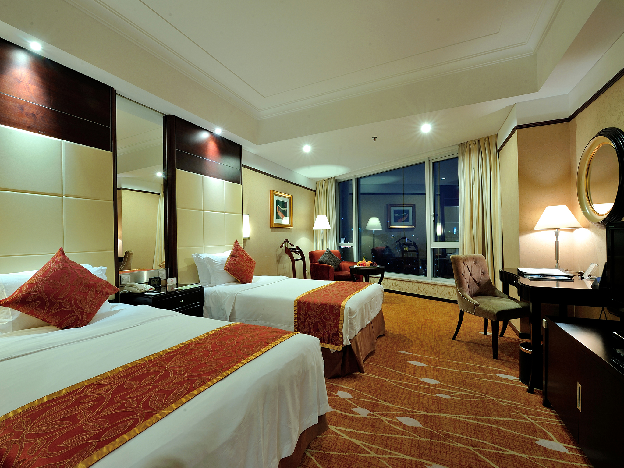 Guest room at the Howard Johnson by Wyndham Pearl Plaza Wuhan in Wuhan, Other than US/Canada