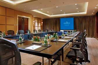 Meeting room at Howard Johnson Garden Plaza Yixing in Wuxi, Other than US/Canada
