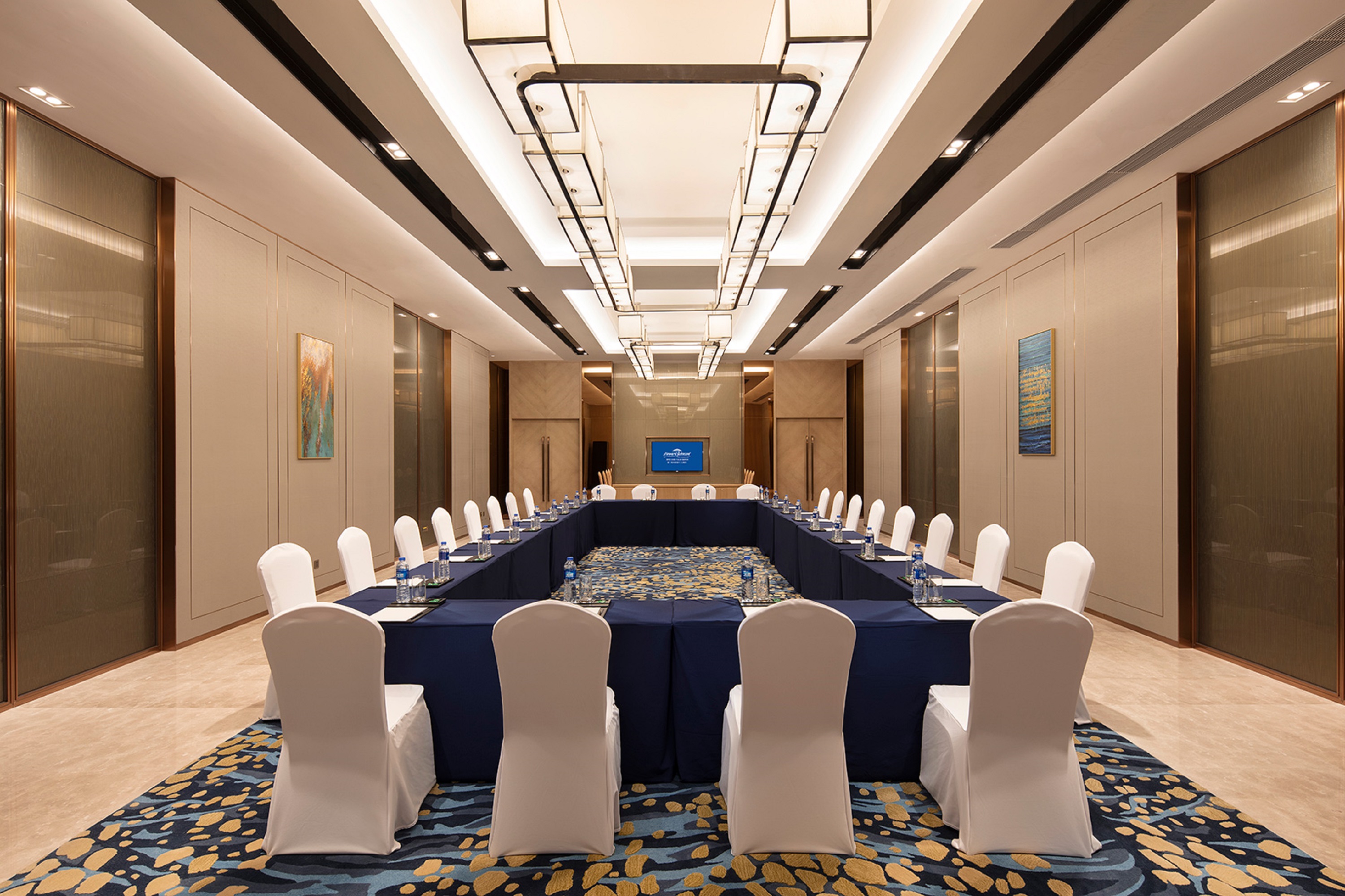 Meeting room at Howard Johnson by Wyndham Jimei Lake Plaza Xiamen in Xiamen, Other than US/Canada