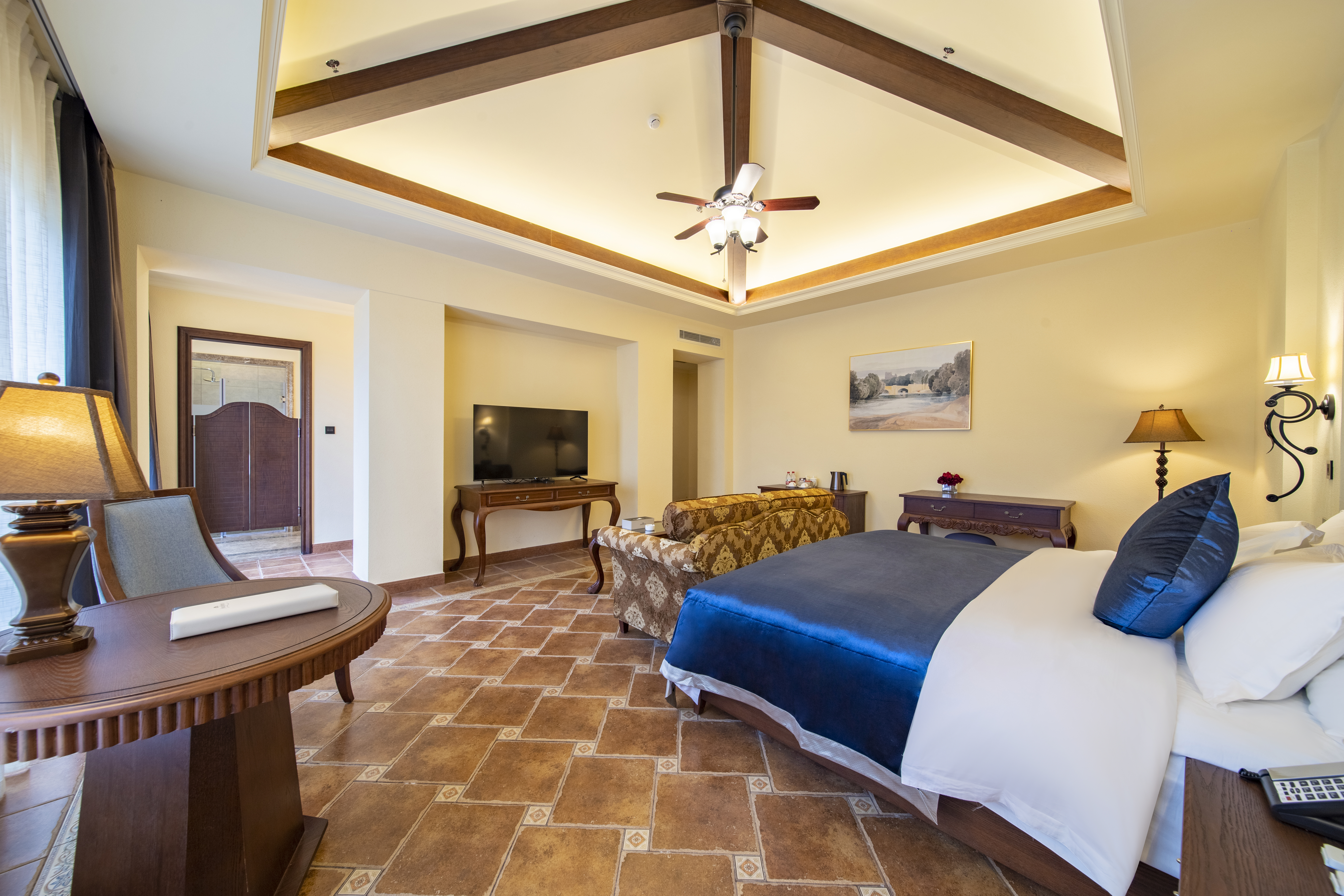 Howard Johnson by Wyndham Yaan Forest Resort suite in Yaan, Other than US/Canada