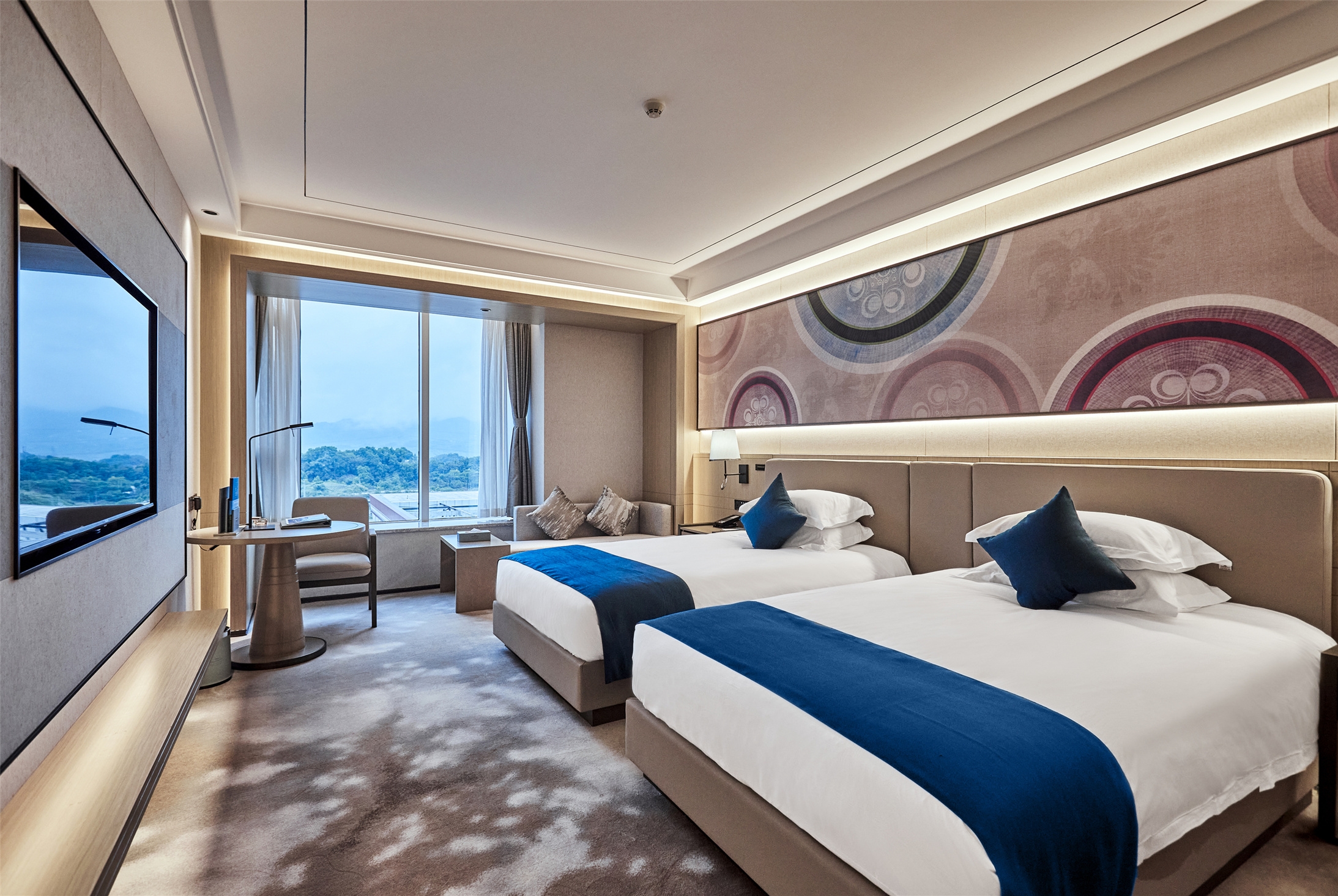 Guest room at the Howard Johnson by Wyndham Tianxiaqiguan Hotel Xingwen in Yibin, Other than US/Canada