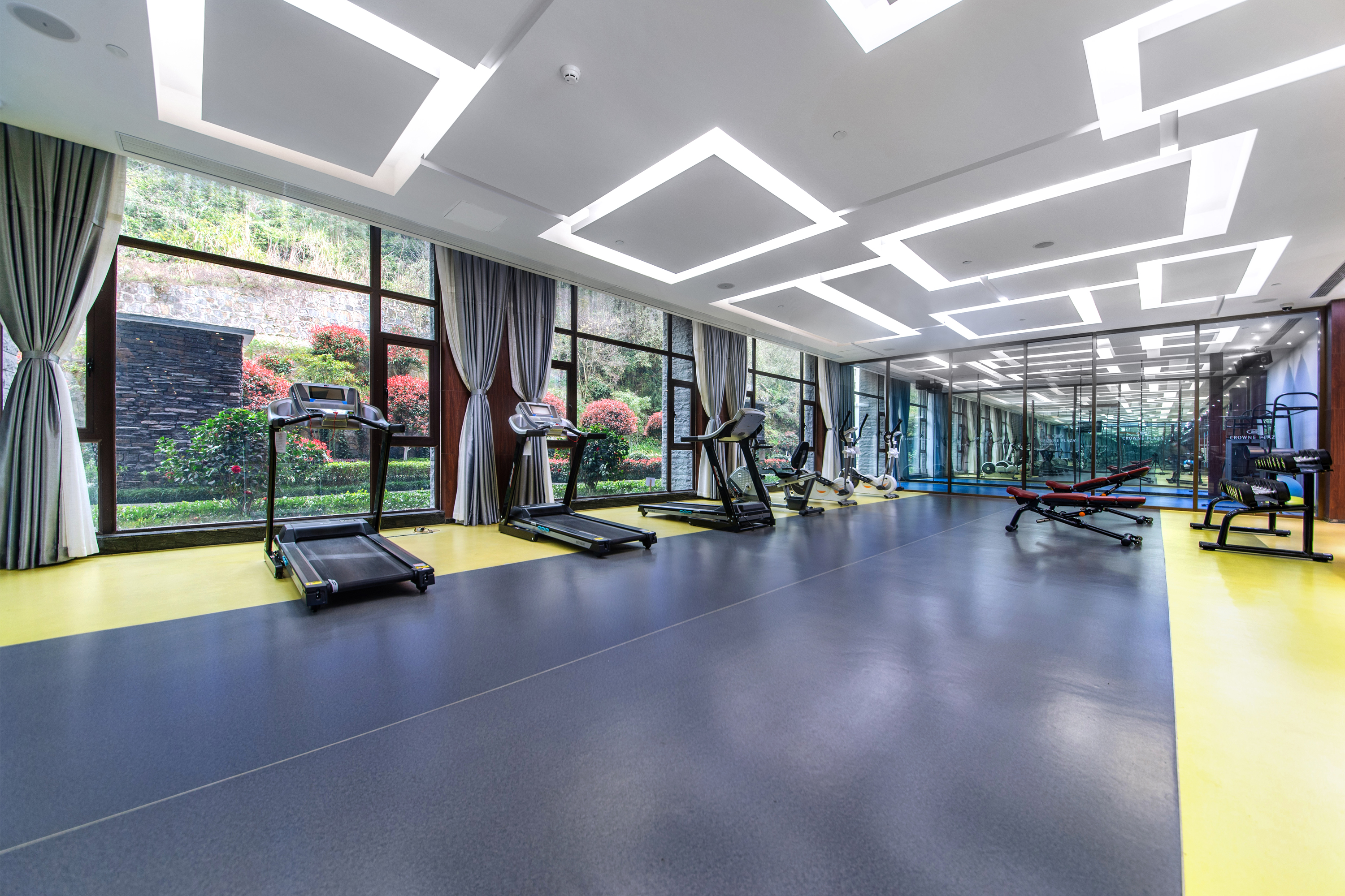 Fitness room at Howard Johnson Neodalle Resort Zhangjiajie in Zhangjiajie, Other than US/Canada