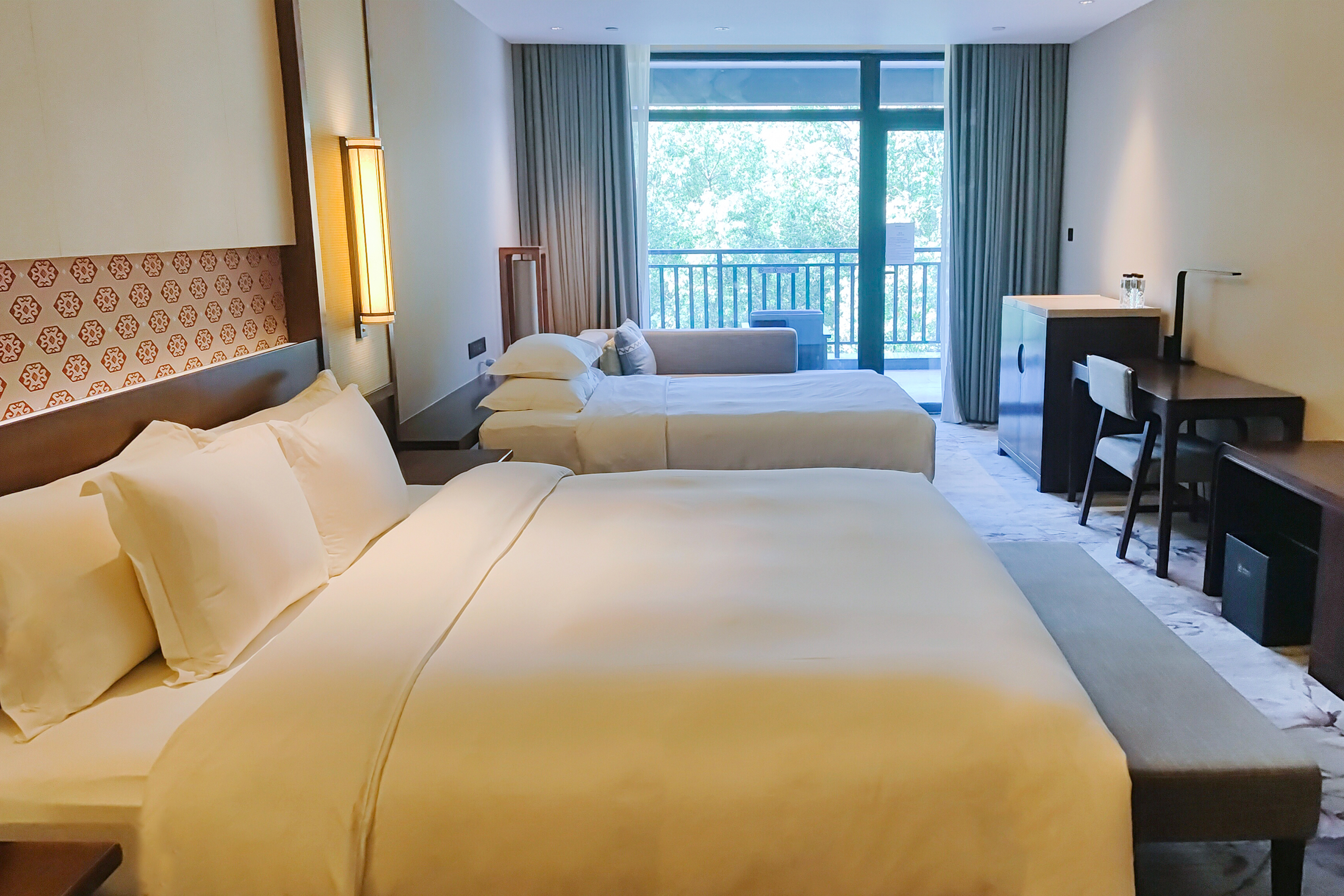 Guest room at the Howard Johnson Neodalle Resort Zhangjiajie in Zhangjiajie, Other than US/Canada