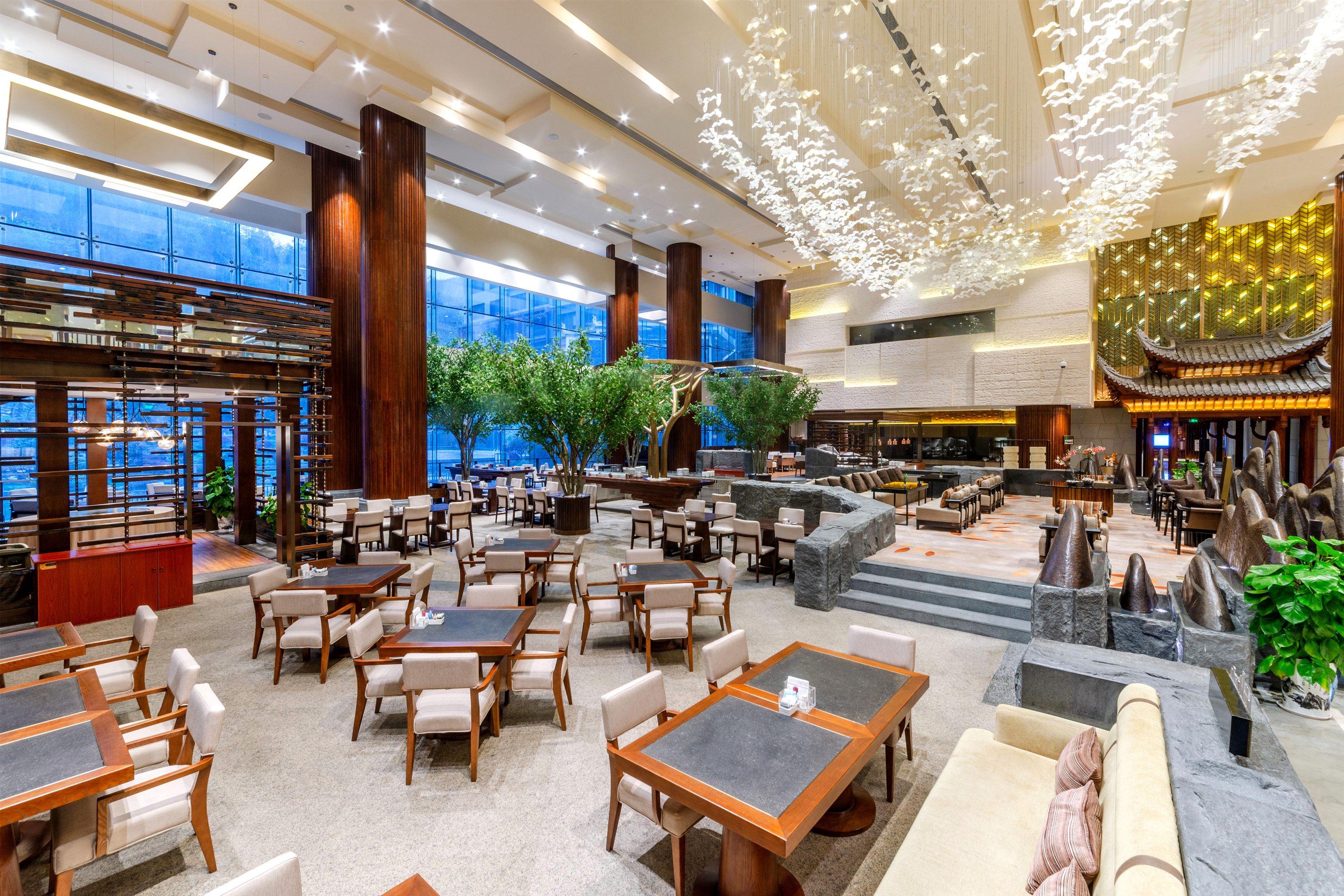 Howard Johnson Neodalle Resort Zhangjiajie lobby bar in Zhangjiajie, Other than US/Canada