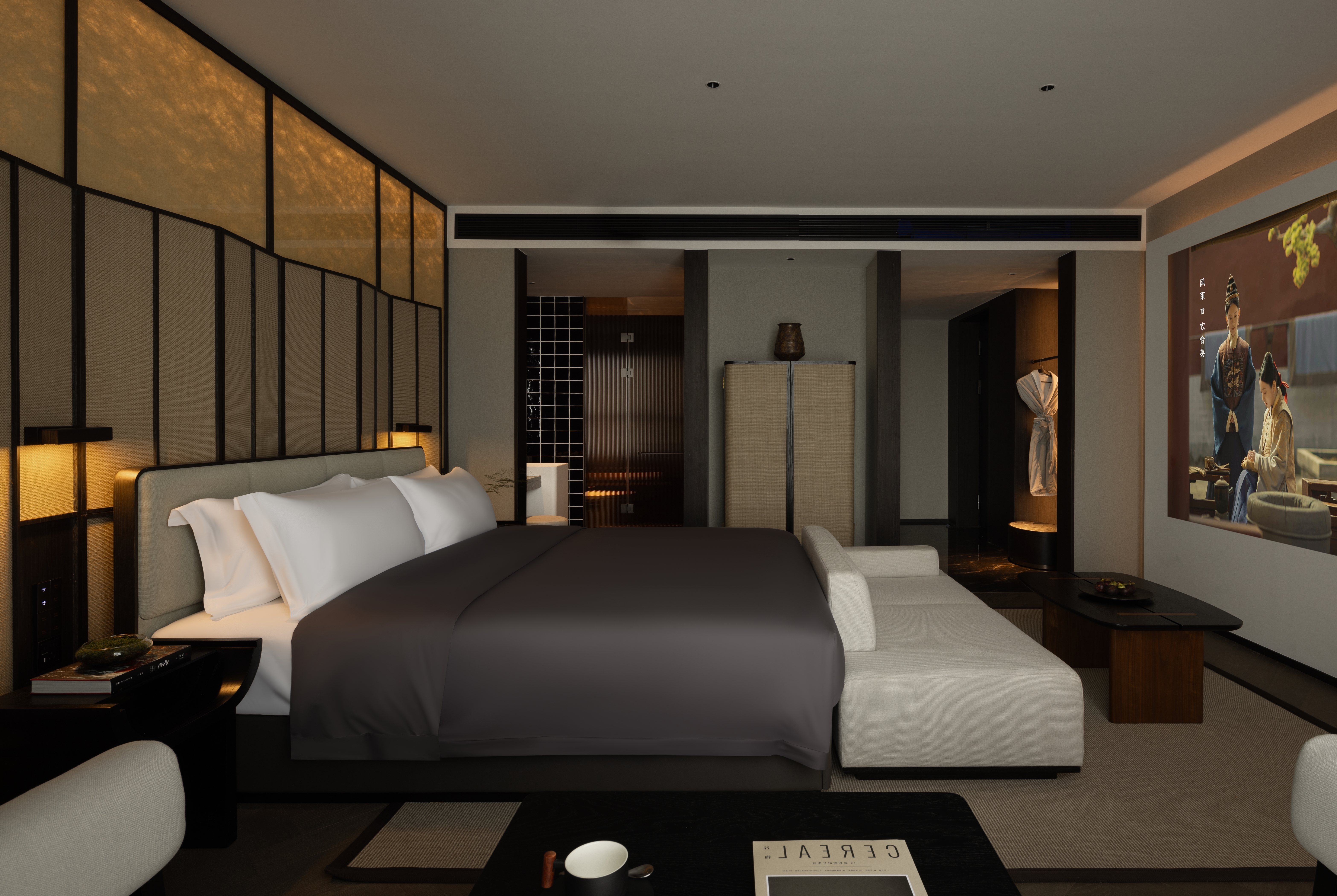 Guest room at the Howard Johnson by Wyndham Zhuzhou Junli Hotel in Zhuzhou, Other than US/Canada