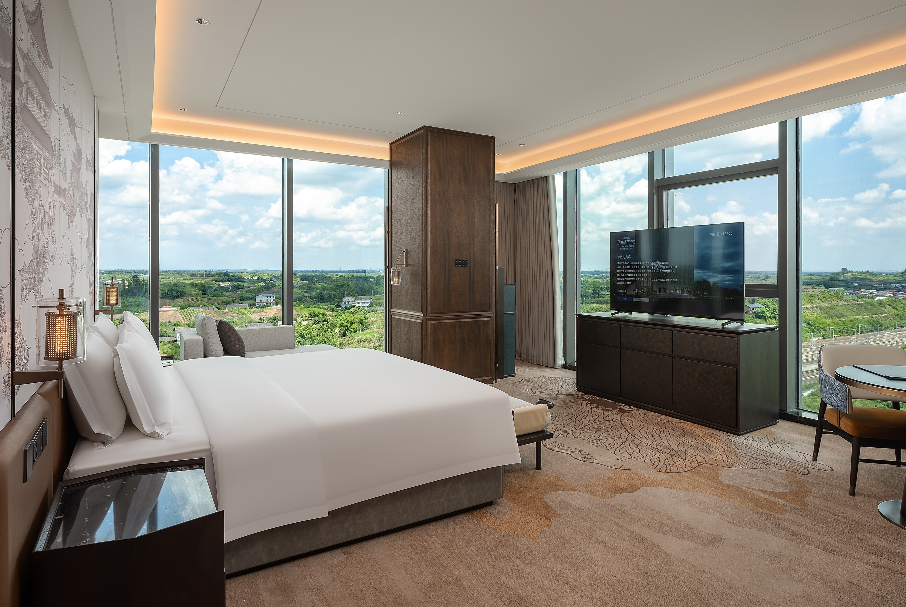 Howard Johnson by Wyndham Guotou Plaza Zigong suite in Zigong, Other than US/Canada
