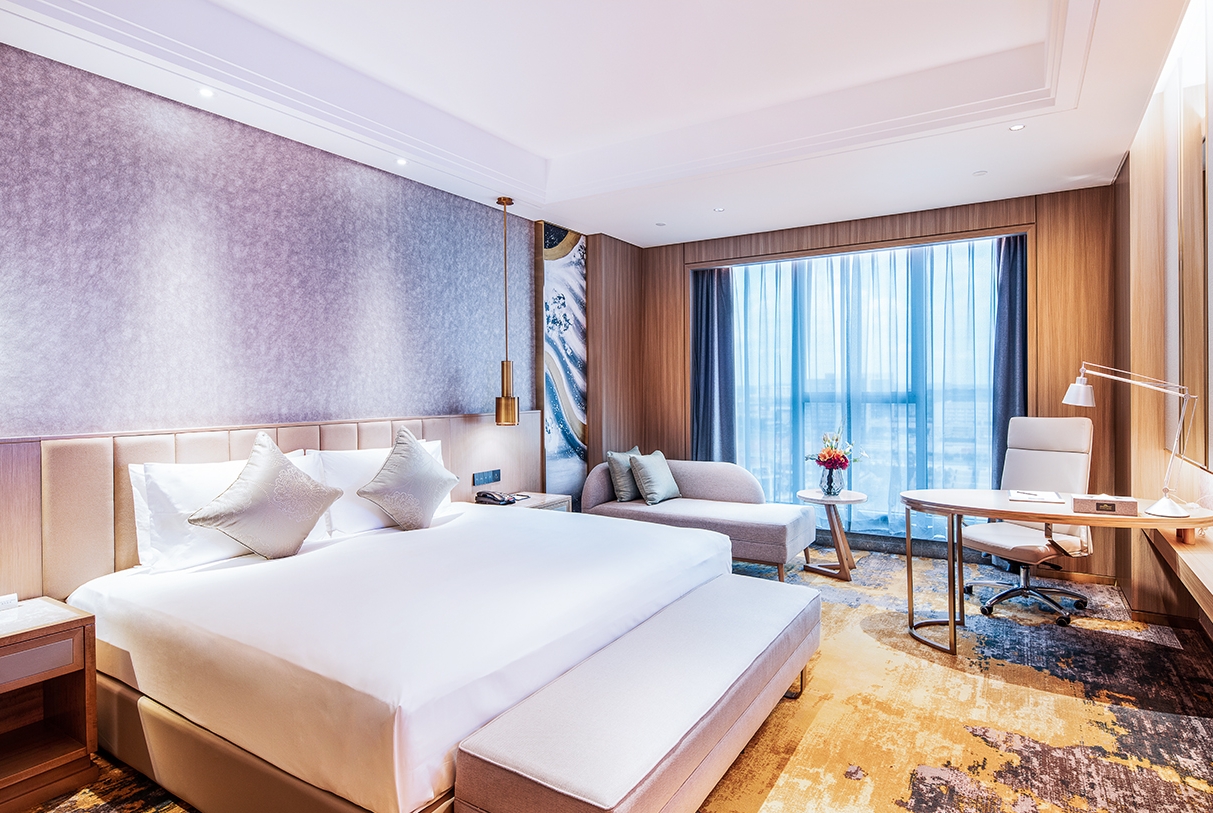 Guest room at the Howard Johnson by Wyndham New District Plaza Ziyang in Ziyang, Other than US/Canada