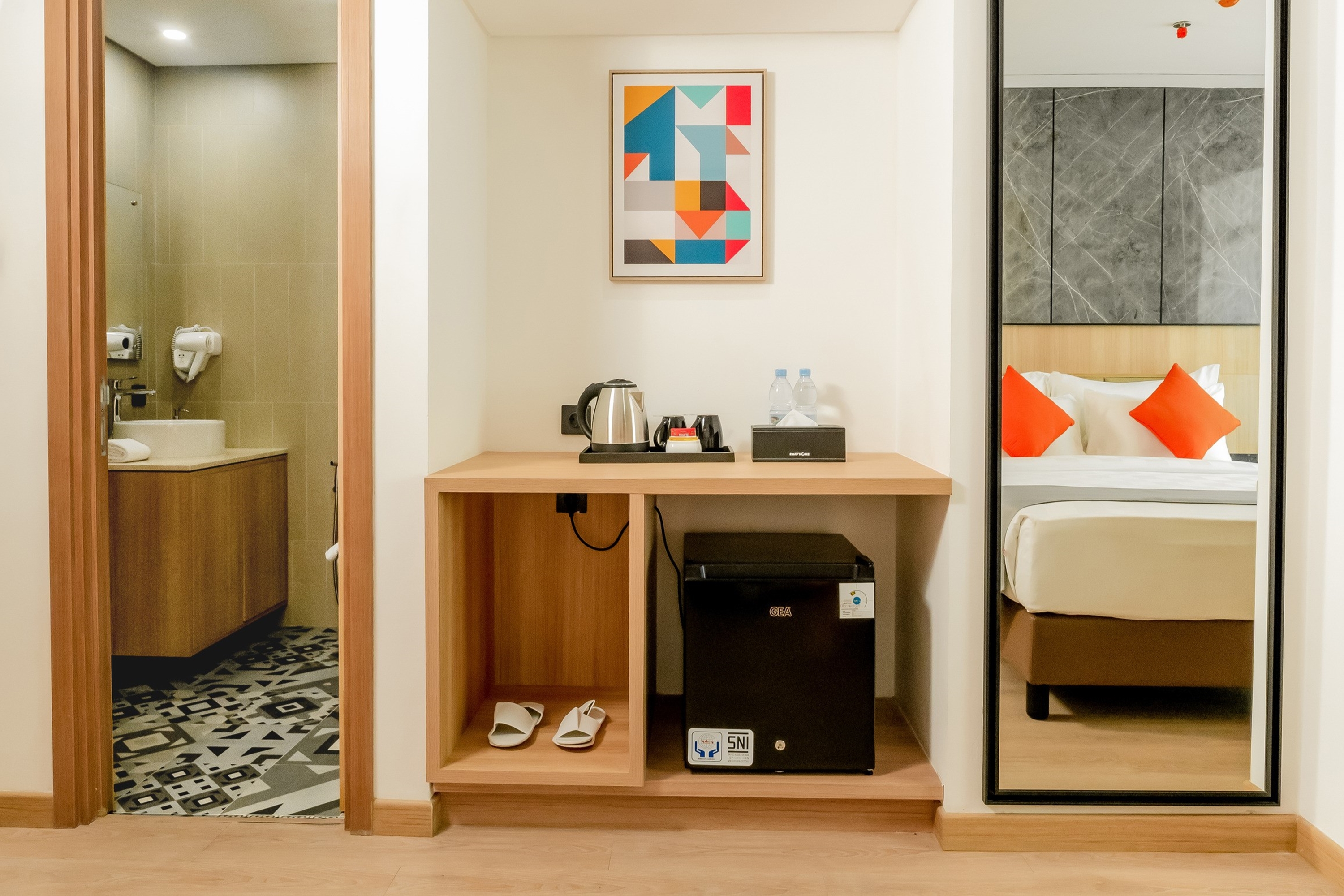 Guest room at the Howard Johnson By Wyndham Tangerang in Tangerang, Other than US/Canada