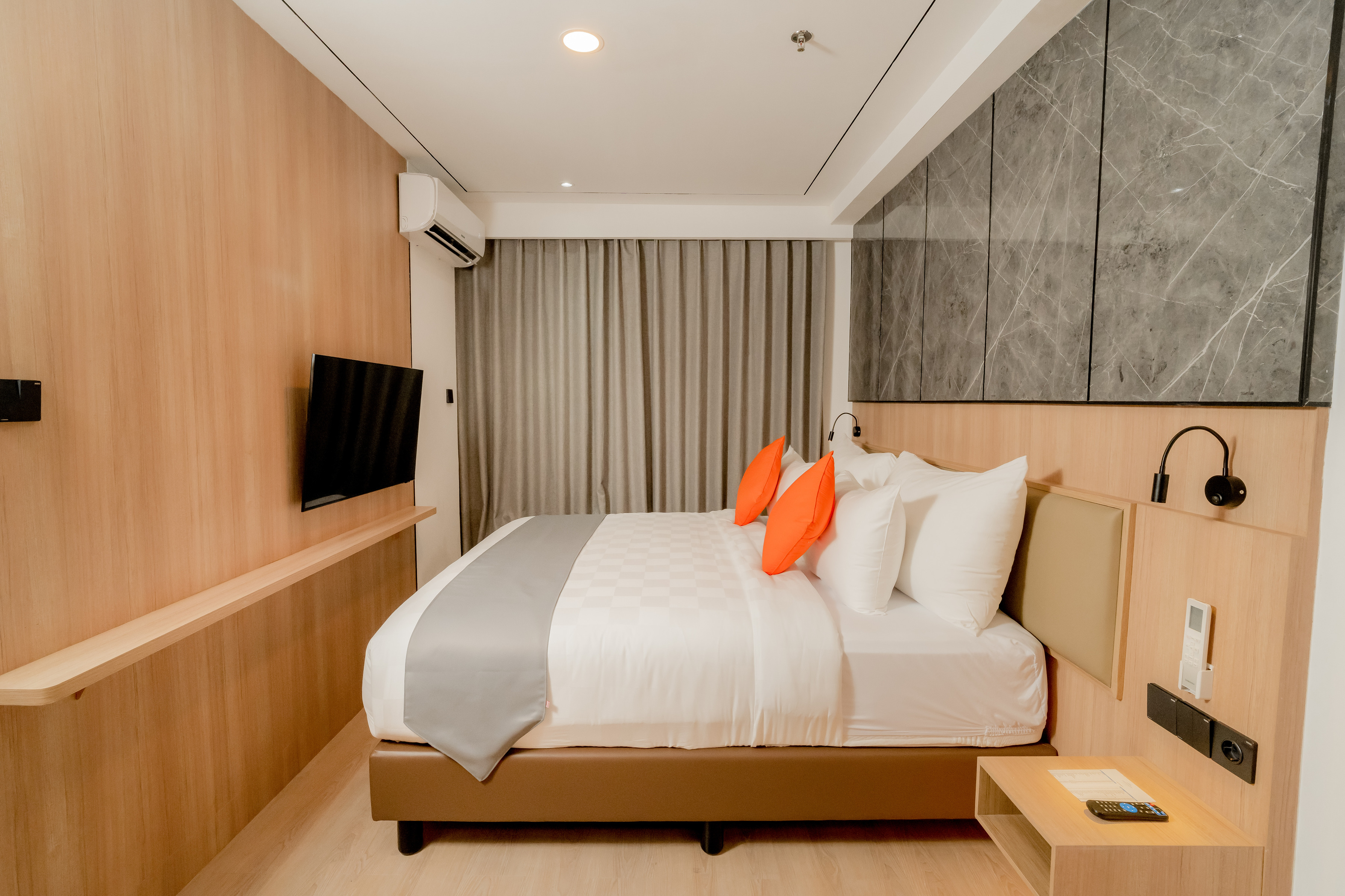 Howard Johnson By Wyndham Tangerang suite in Tangerang, Other than US/Canada