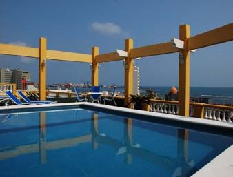 Pool at the Howard Johnson by Wyndham Veracruz in Veracruz, Other than US/Canada
