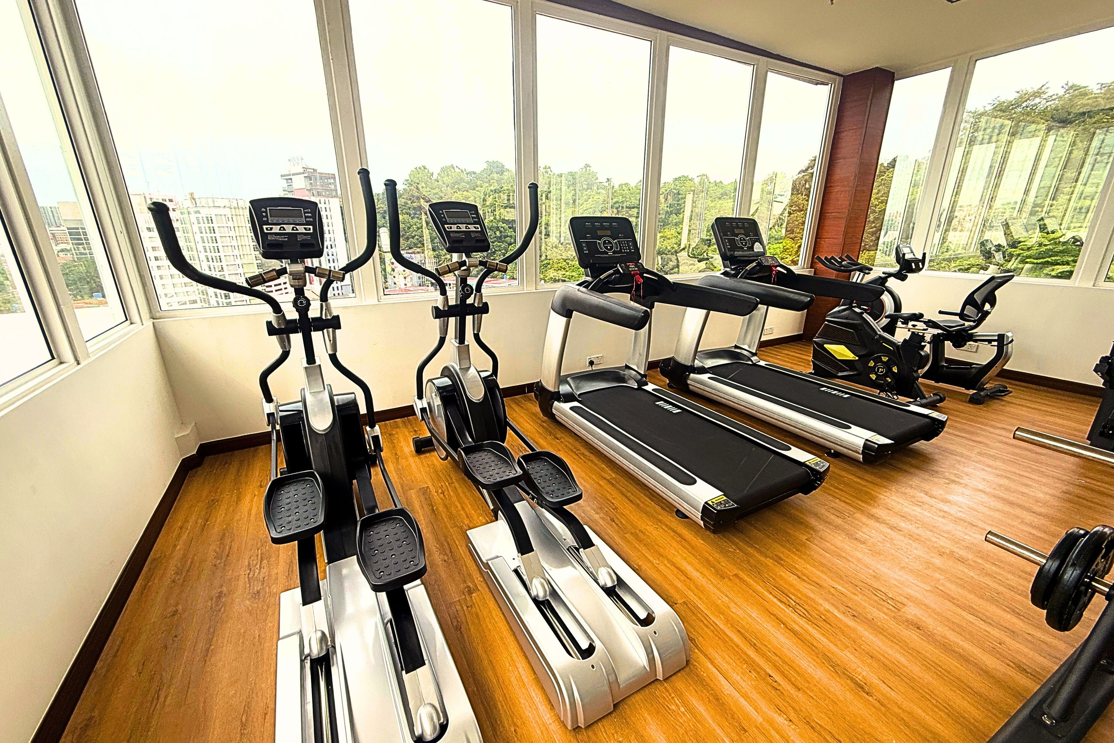 Fitness room at Howard Johnson by Wyndham Kota Kinabalu City Centre in Kota Kinabalu, Other than US/Canada