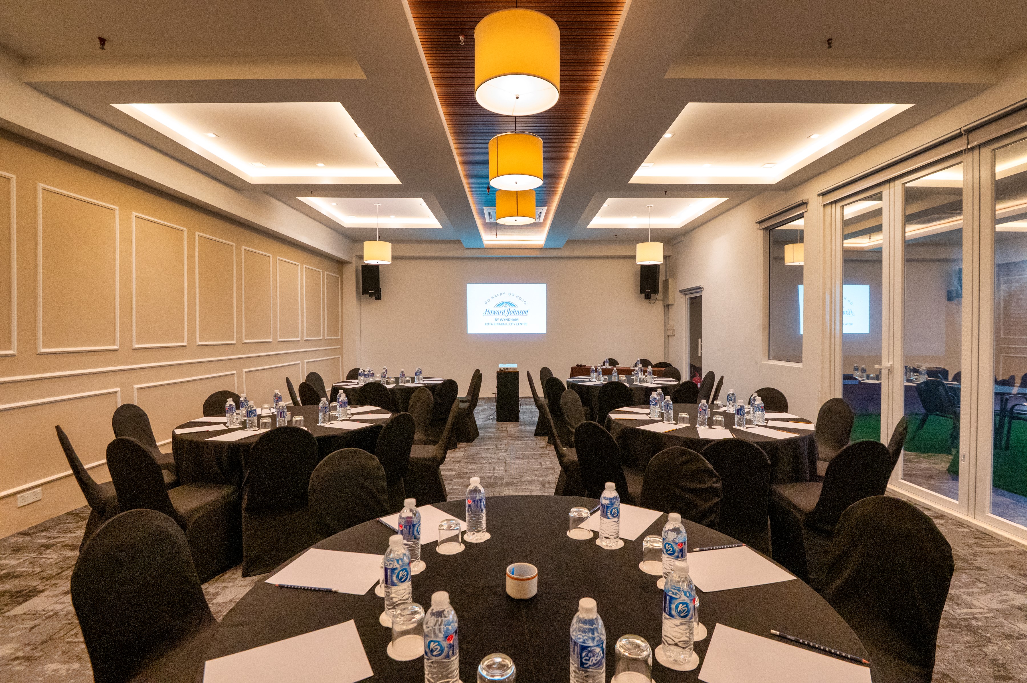 Meeting room at Howard Johnson by Wyndham Kota Kinabalu City Centre in Kota Kinabalu, Other than US/Canada