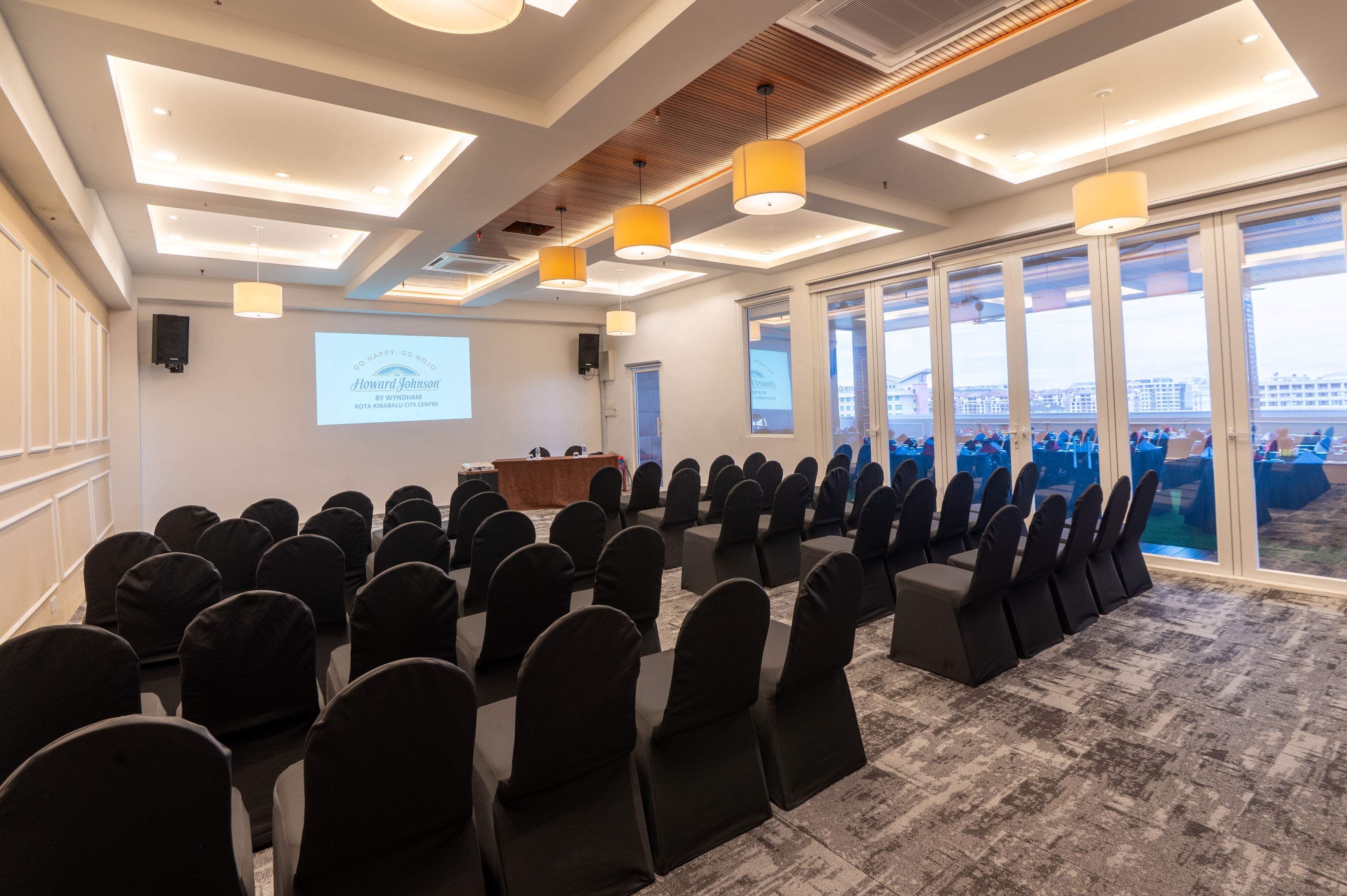 Meeting room at Howard Johnson by Wyndham Kota Kinabalu City Centre in Kota Kinabalu, Other than US/Canada