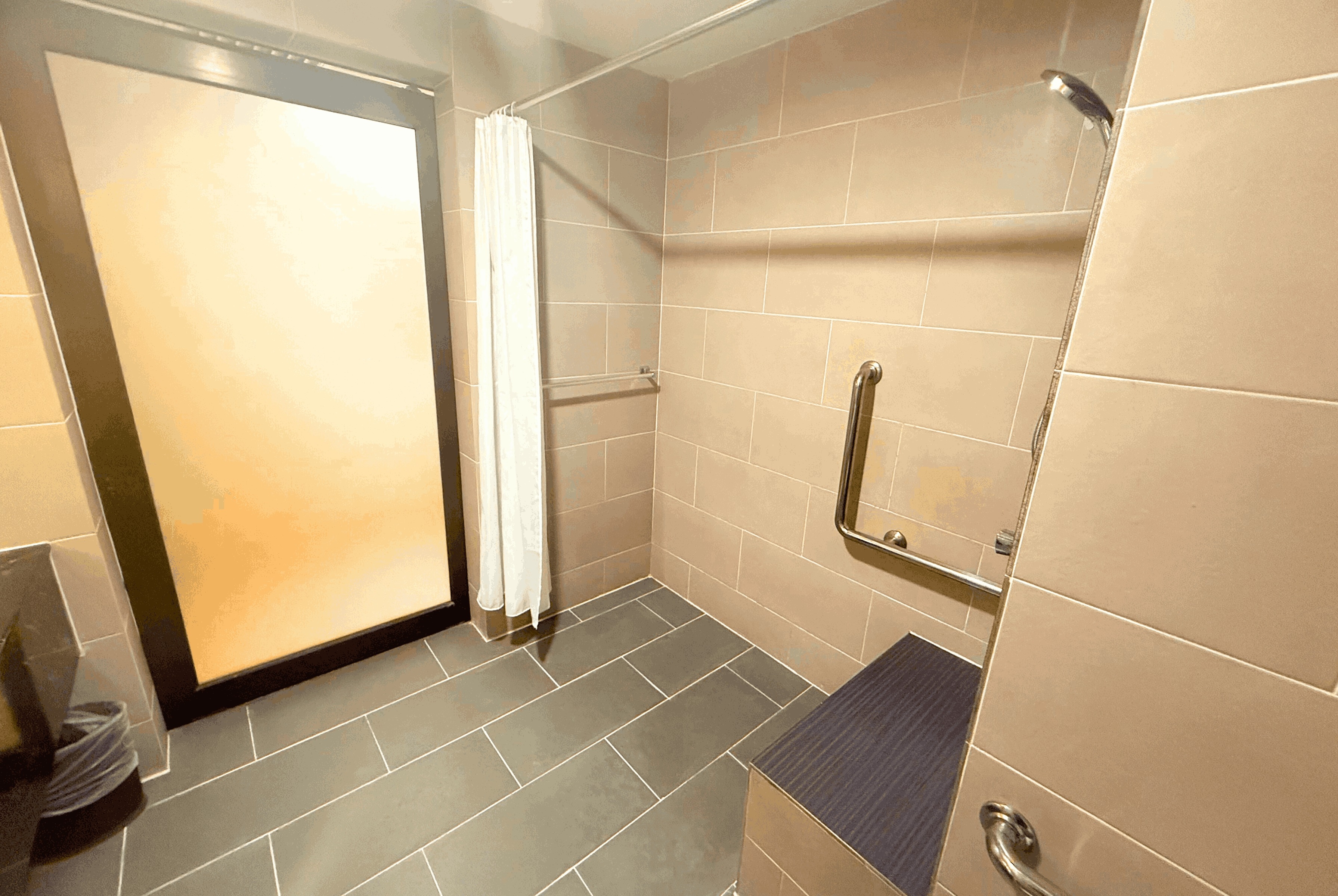 Guest room bath at the Howard Johnson By Wyndham Kuala Lumpur 118 in Kuala Lumpur, Other than US/Canada