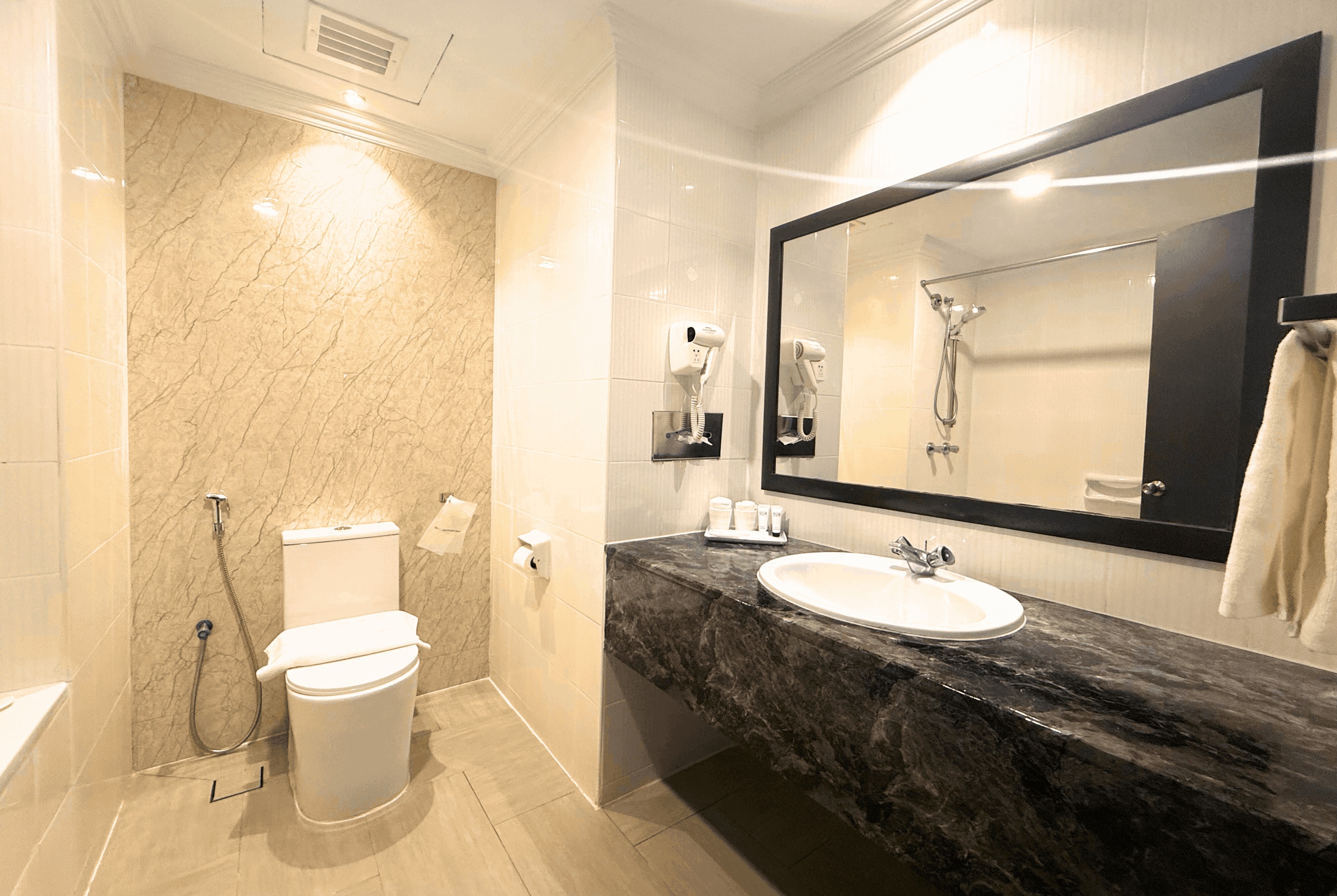Guest room bath at the Howard Johnson By Wyndham Kuala Lumpur 118 in Kuala Lumpur, Other than US/Canada
