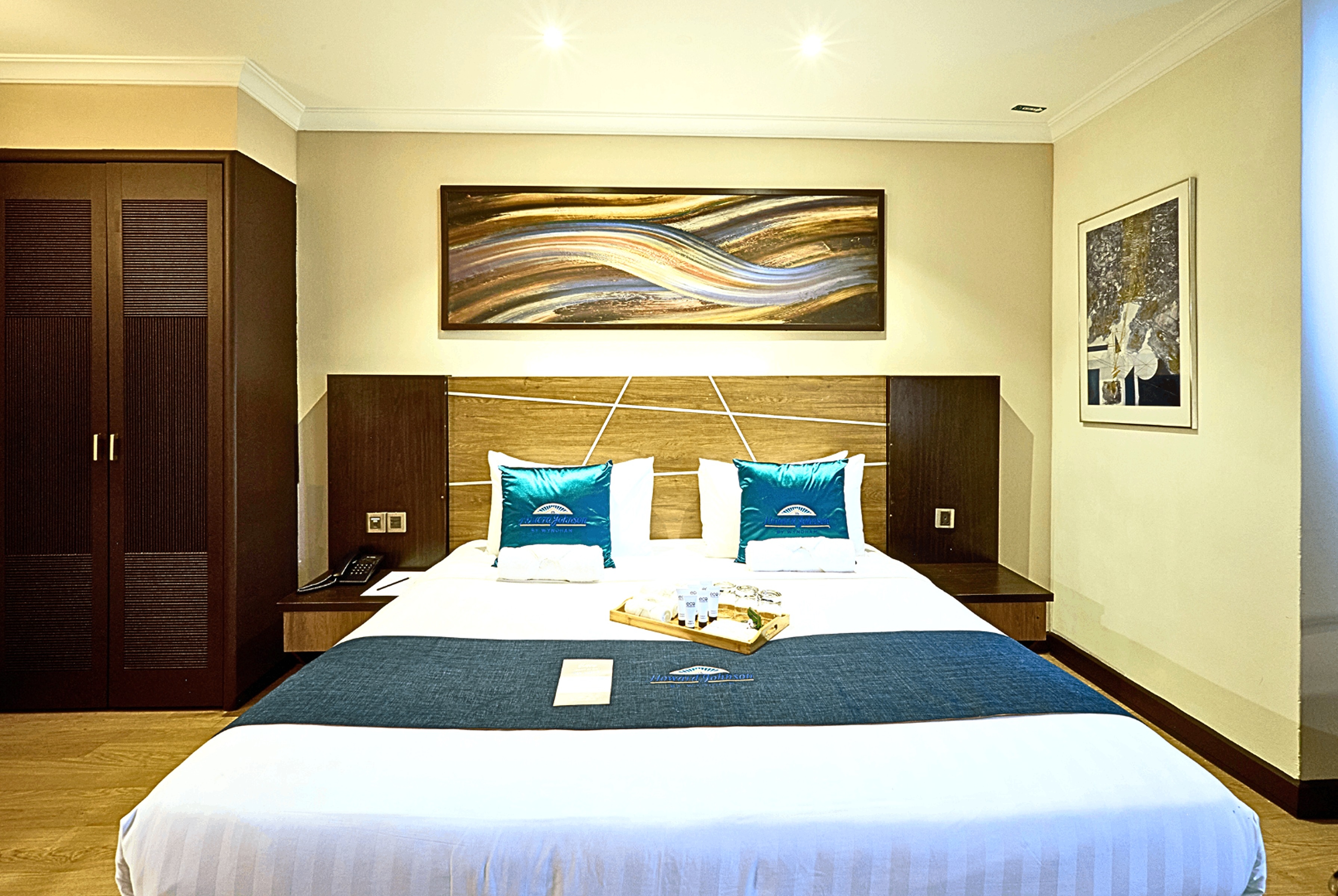 Guest room at the Howard Johnson By Wyndham Kuala Lumpur 118 in Kuala Lumpur, Other than US/Canada