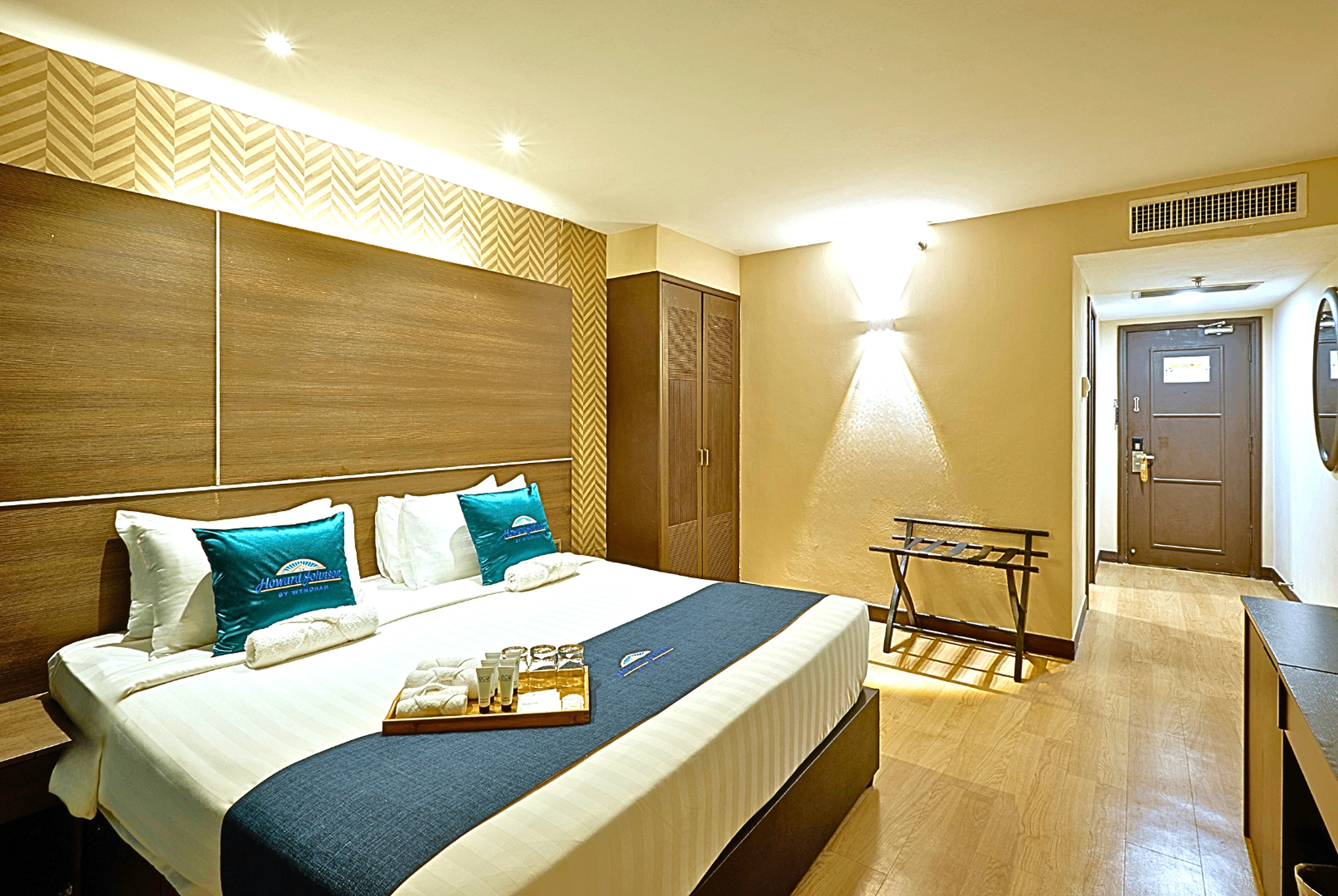 Guest room at the Howard Johnson By Wyndham Kuala Lumpur 118 in Kuala Lumpur, Other than US/Canada