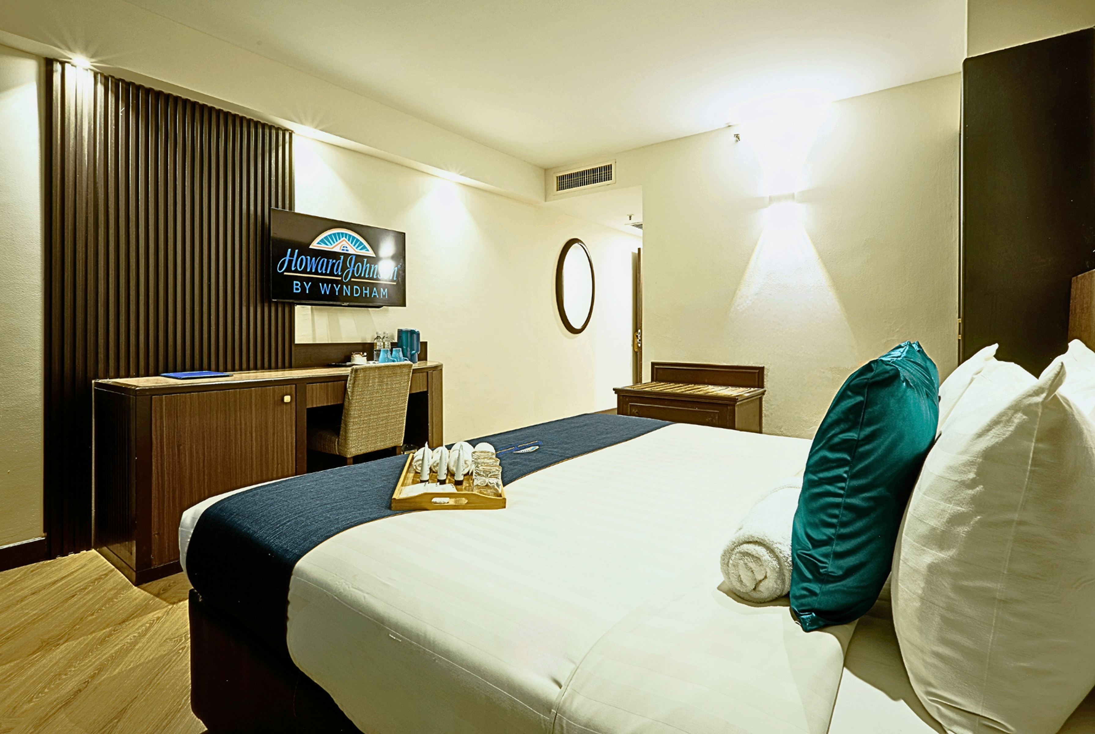 Guest room at the Howard Johnson By Wyndham Kuala Lumpur 118 in Kuala Lumpur, Other than US/Canada