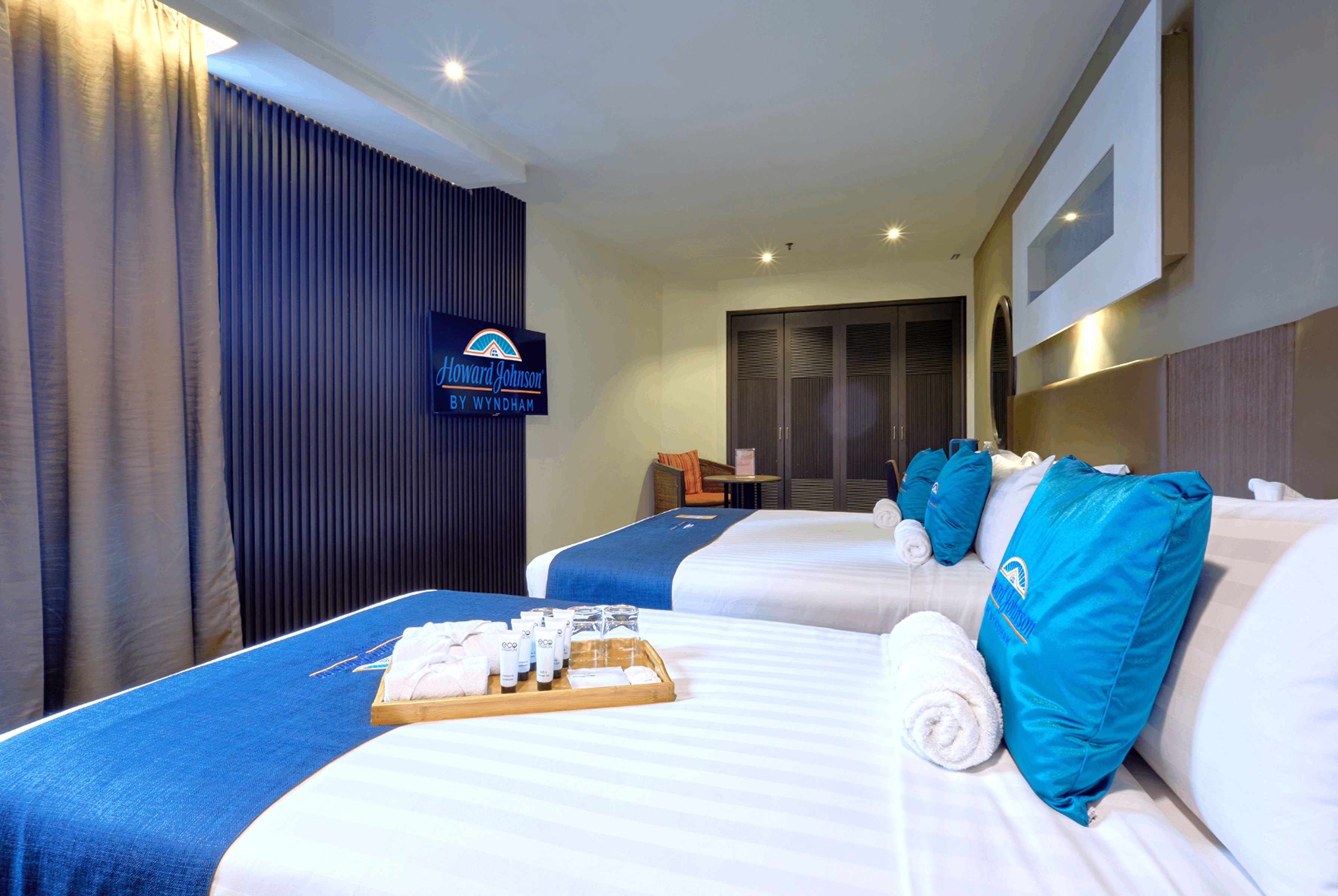 Guest room at the Howard Johnson By Wyndham Kuala Lumpur 118 in Kuala Lumpur, Other than US/Canada