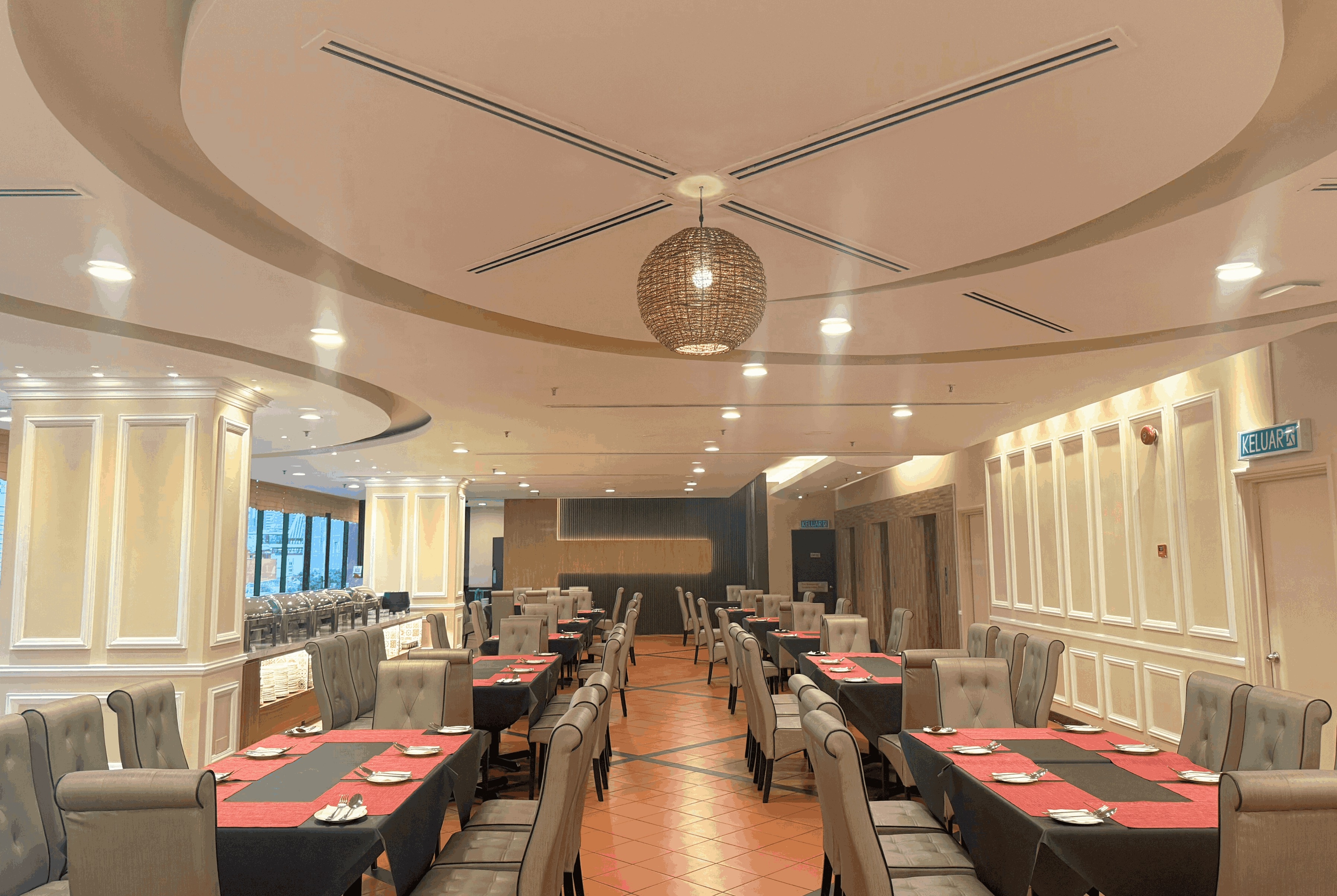 Howard Johnson By Wyndham Kuala Lumpur 118 cafe in Kuala Lumpur, Other than US/Canada