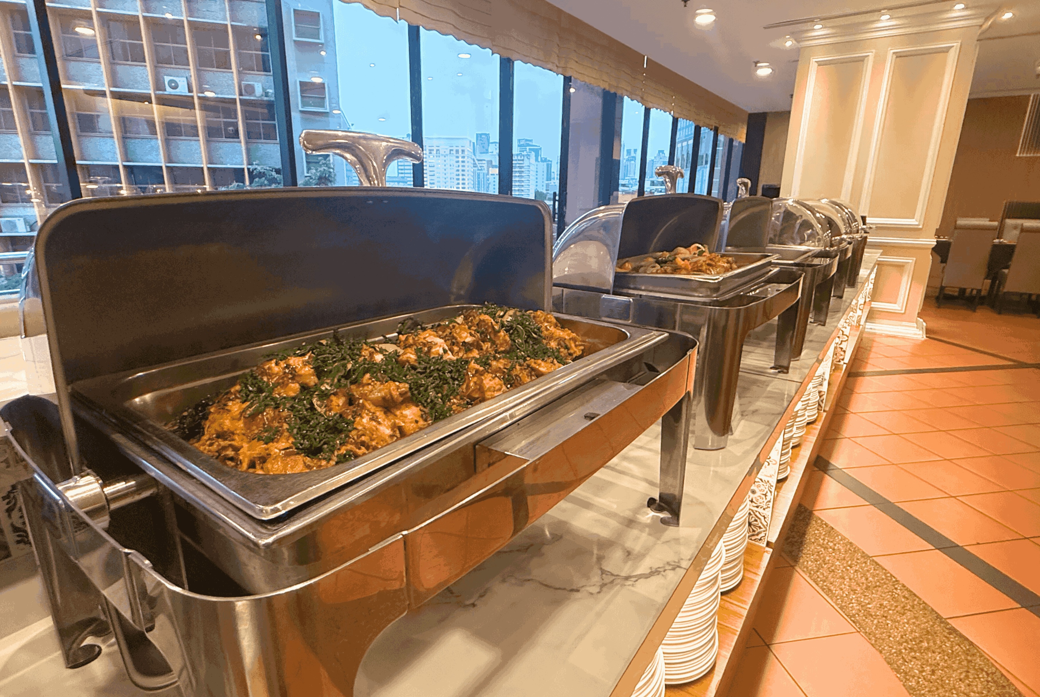 Howard Johnson By Wyndham Kuala Lumpur 118 cafe in Kuala Lumpur, Other than US/Canada