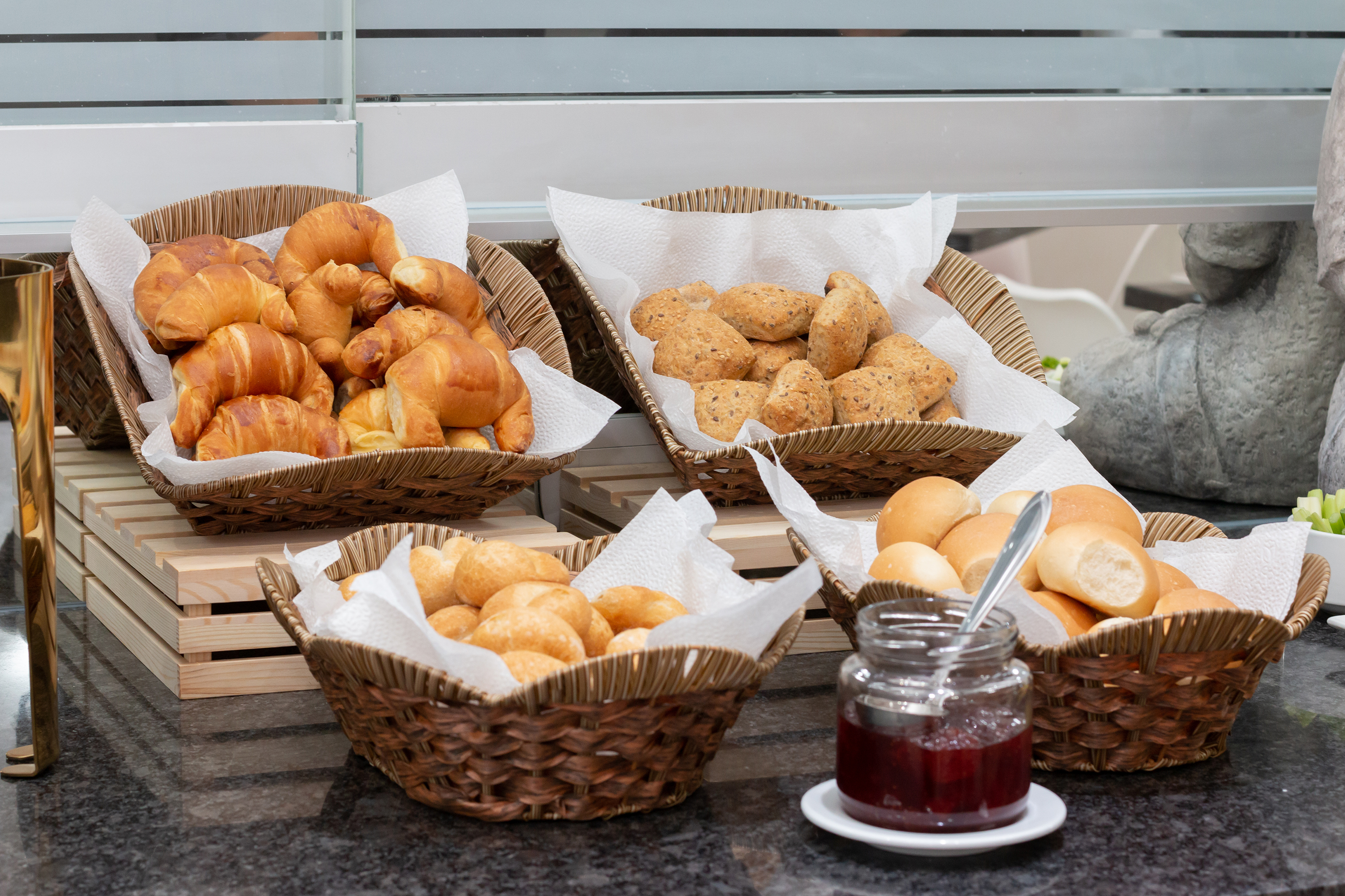 Free breakfast at Howard Johnson by Wyndham Lima Miraflores Art House in Lima, Other than US/Canada