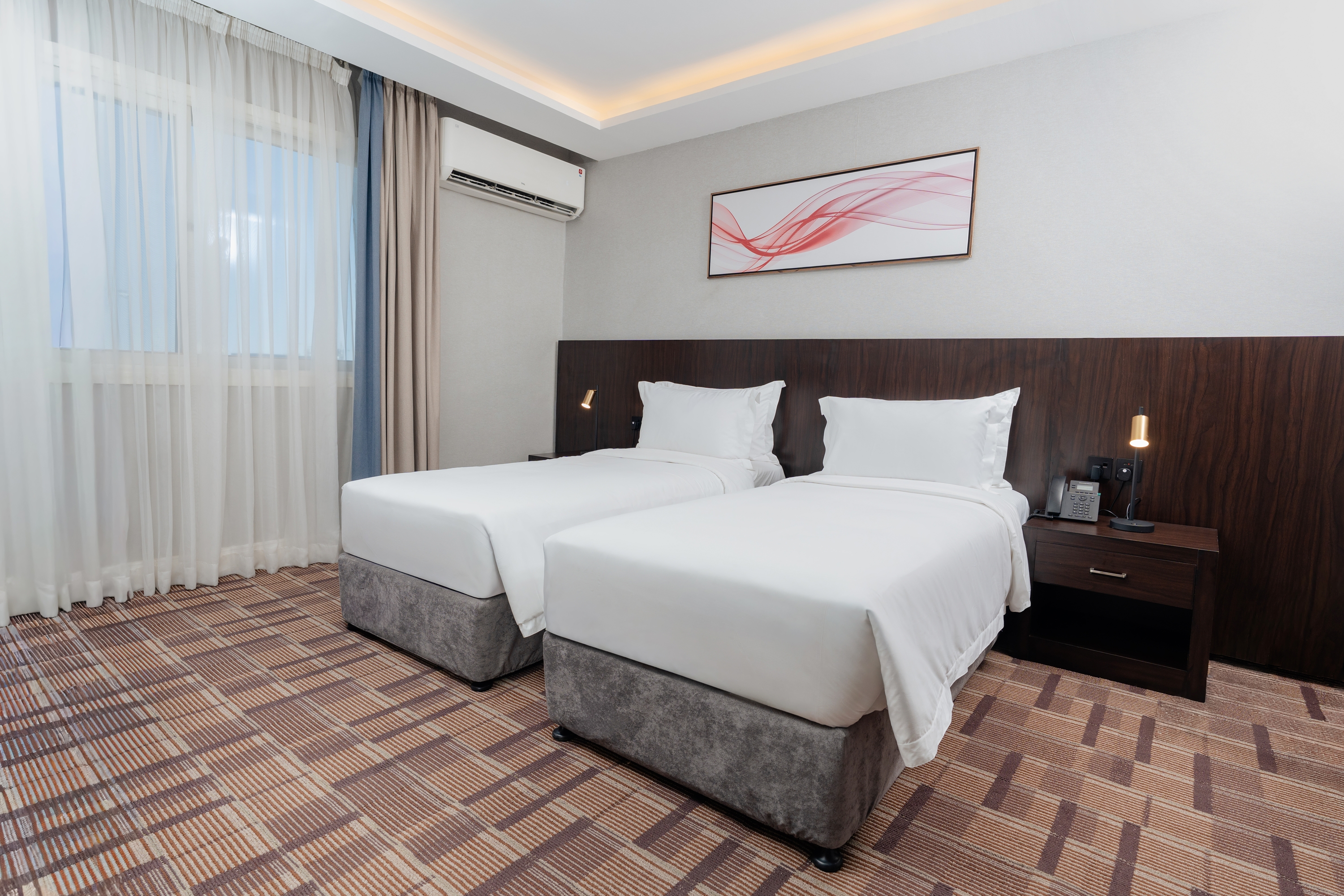 Guest room at the Howard Johnson by Wyndham Riyadh Al Nasiriyah in Riyadh, Other than US/Canada