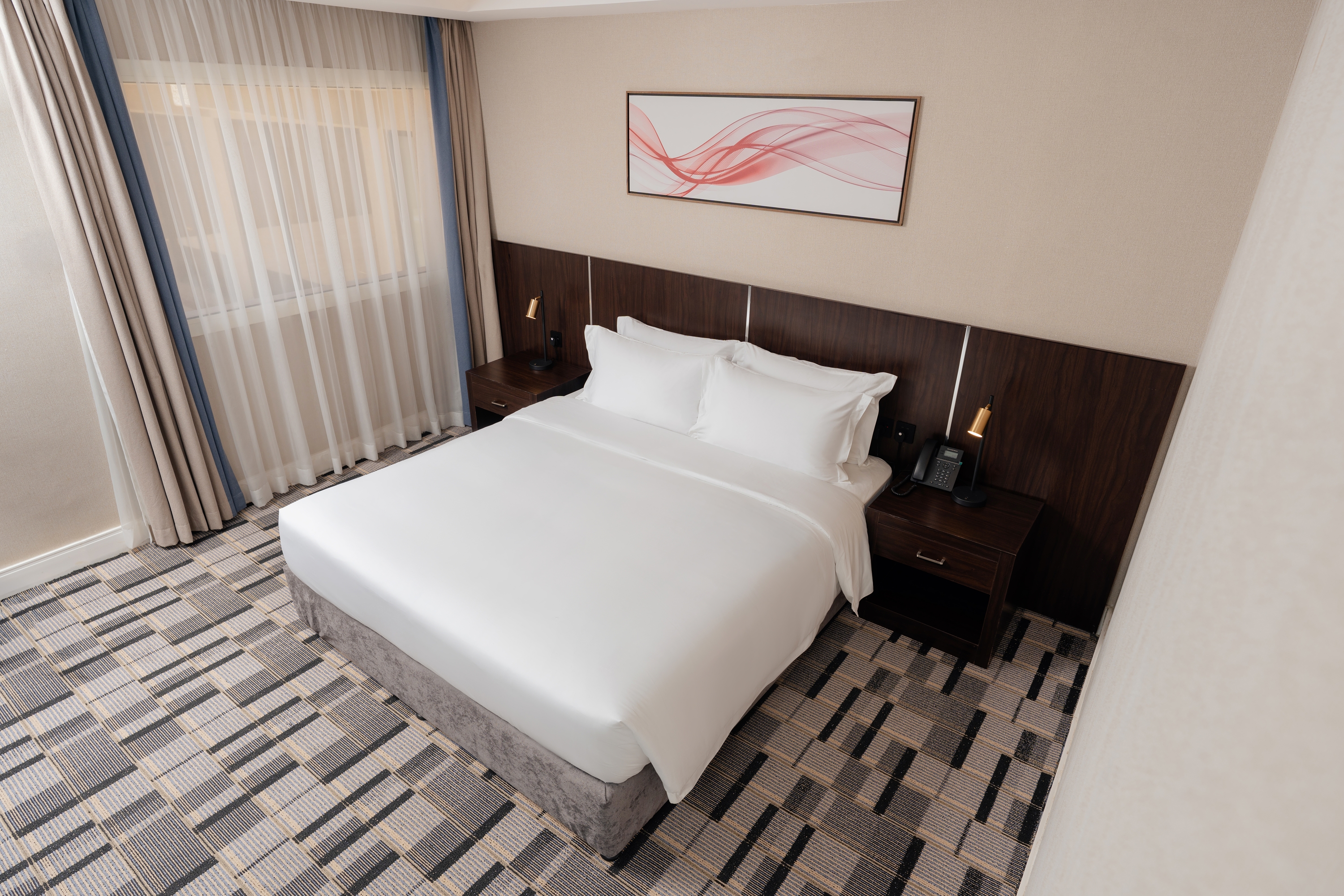 Guest room at the Howard Johnson by Wyndham Riyadh Al Nasiriyah in Riyadh, Other than US/Canada