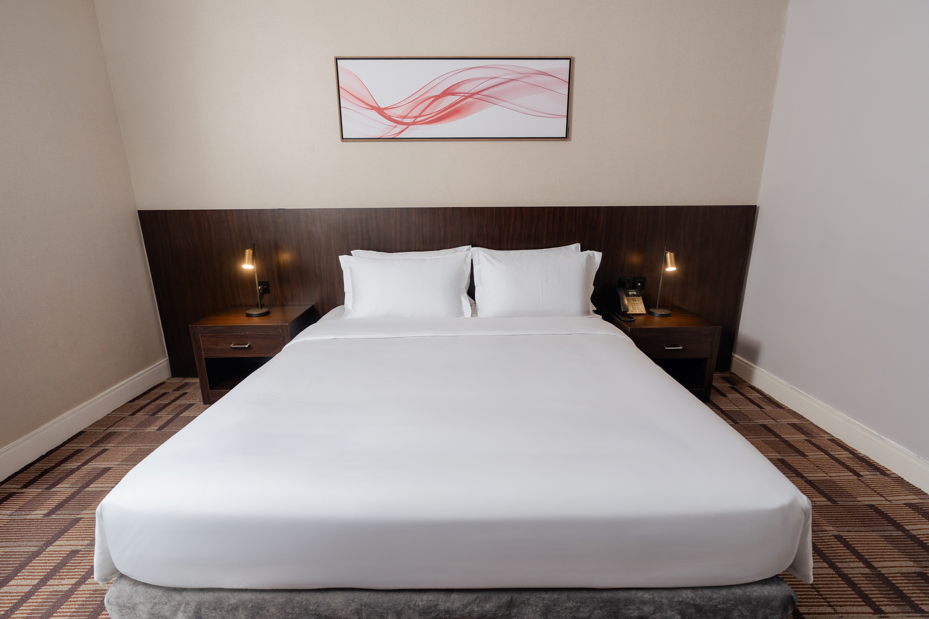 Guest room at the Howard Johnson by Wyndham Riyadh Al Nasiriyah in Riyadh, Other than US/Canada