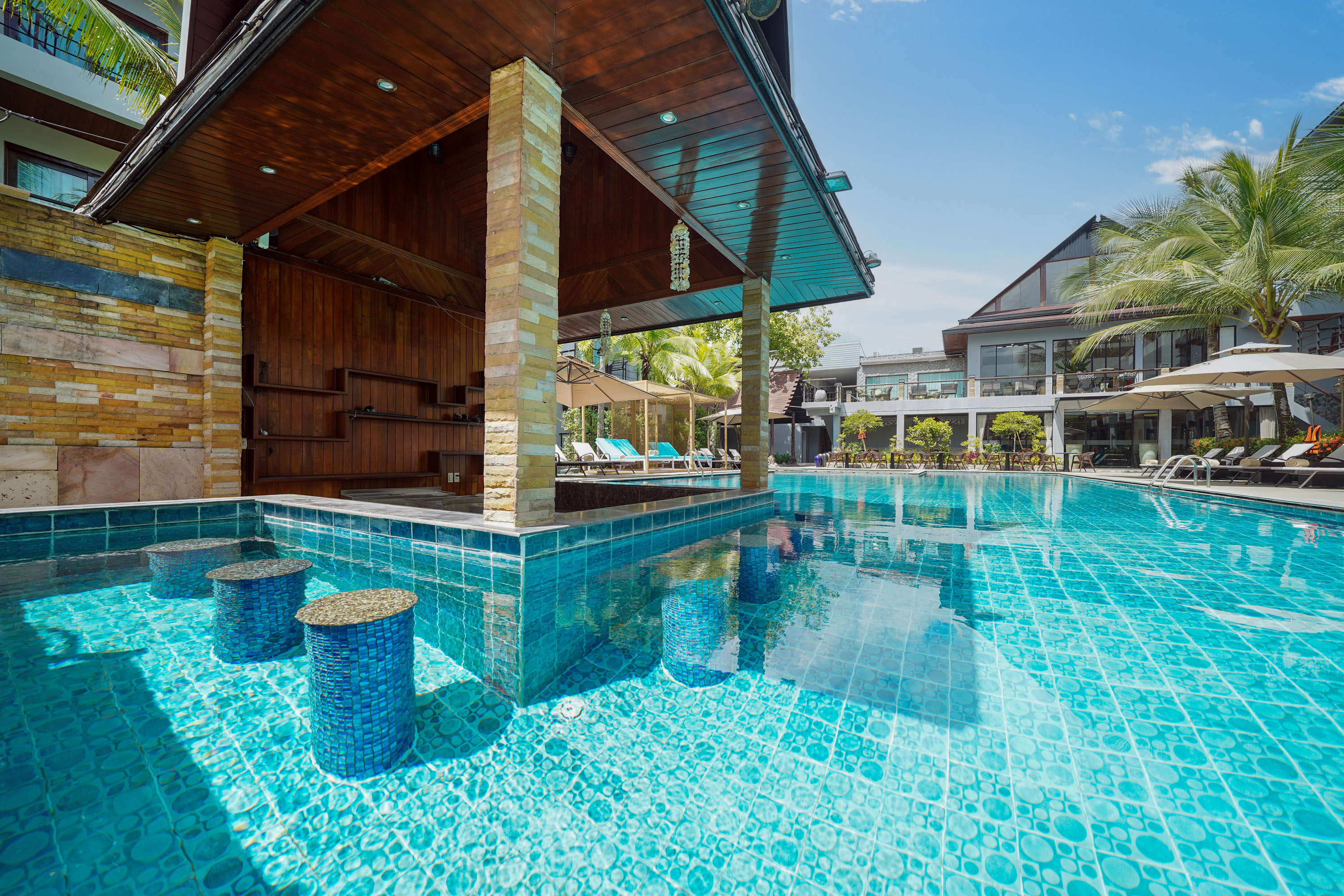 Exterior of Howard Johnson by Wyndham Phuket Naiyang hotel in Thalang, Other than US/Canada
