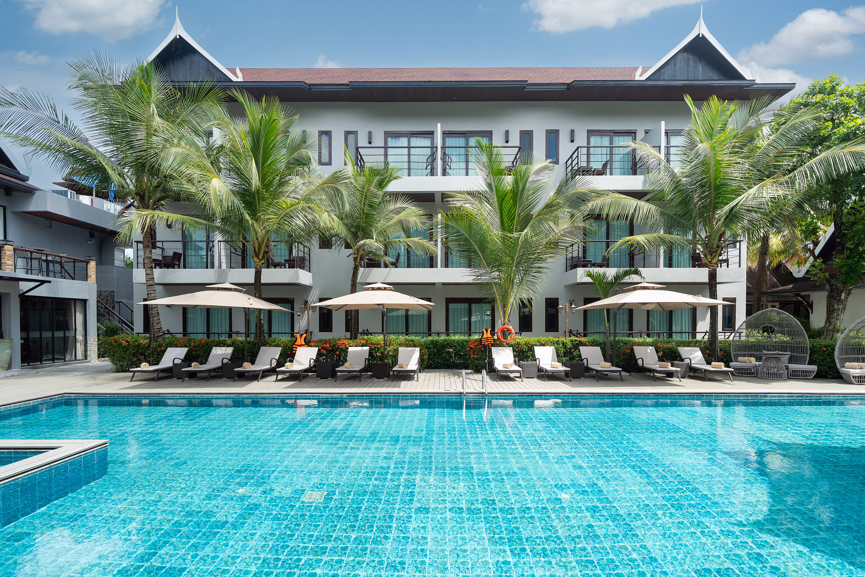Exterior of Howard Johnson by Wyndham Phuket Naiyang hotel in Thalang, Other than US/Canada