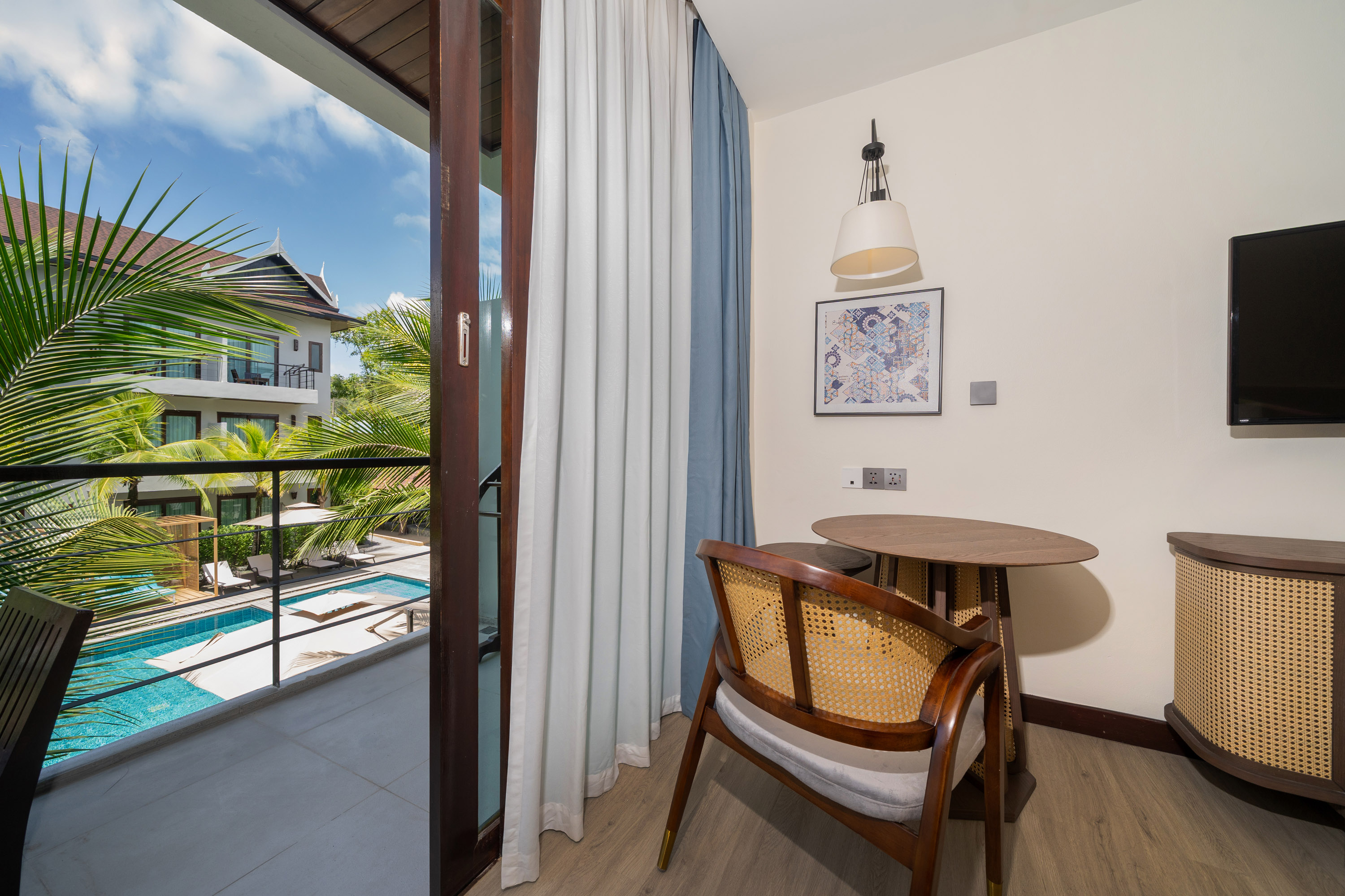 Guest room at the Howard Johnson by Wyndham Phuket Naiyang in Thalang, Other than US/Canada