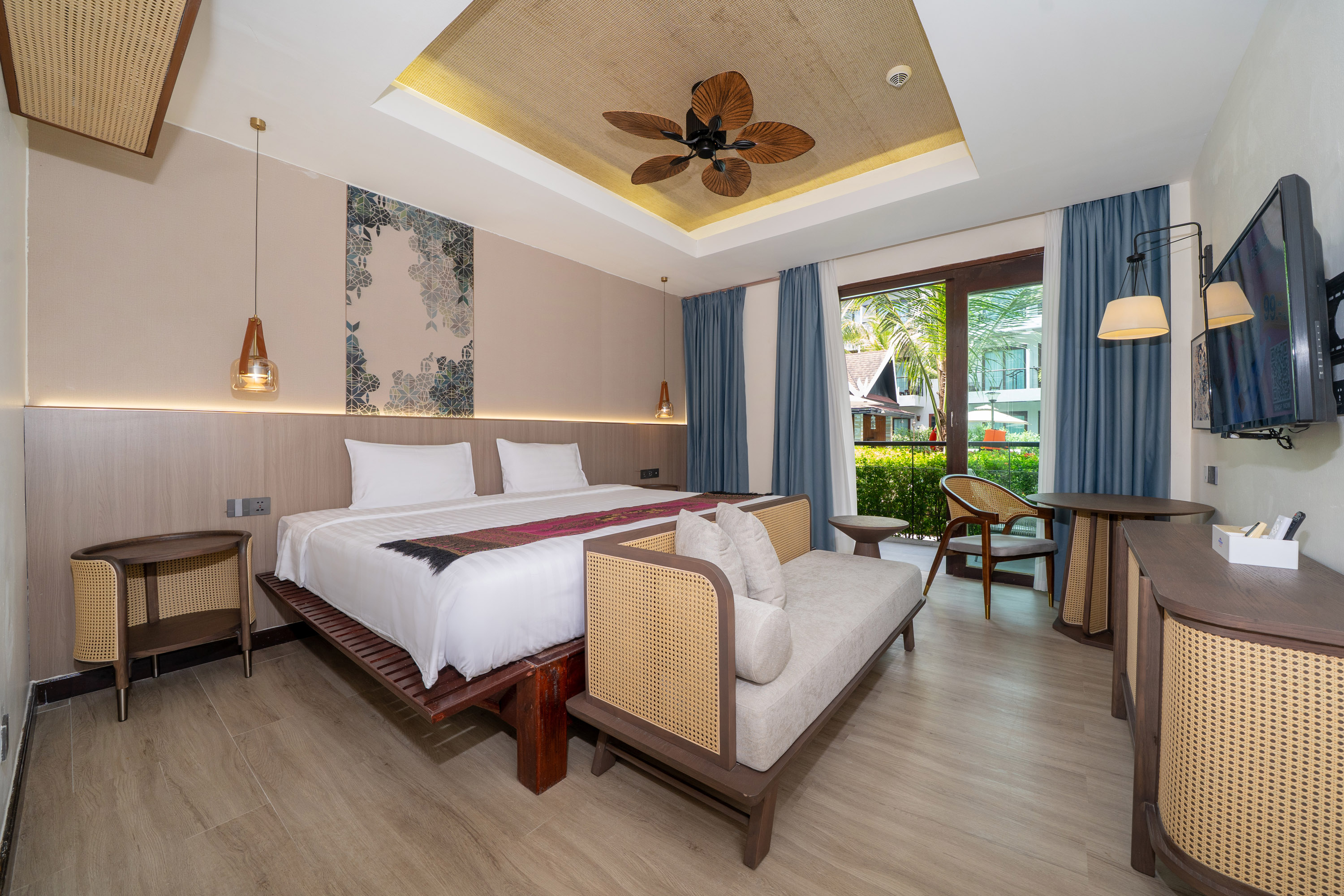 Guest room at the Howard Johnson by Wyndham Phuket Naiyang in Thalang, Other than US/Canada