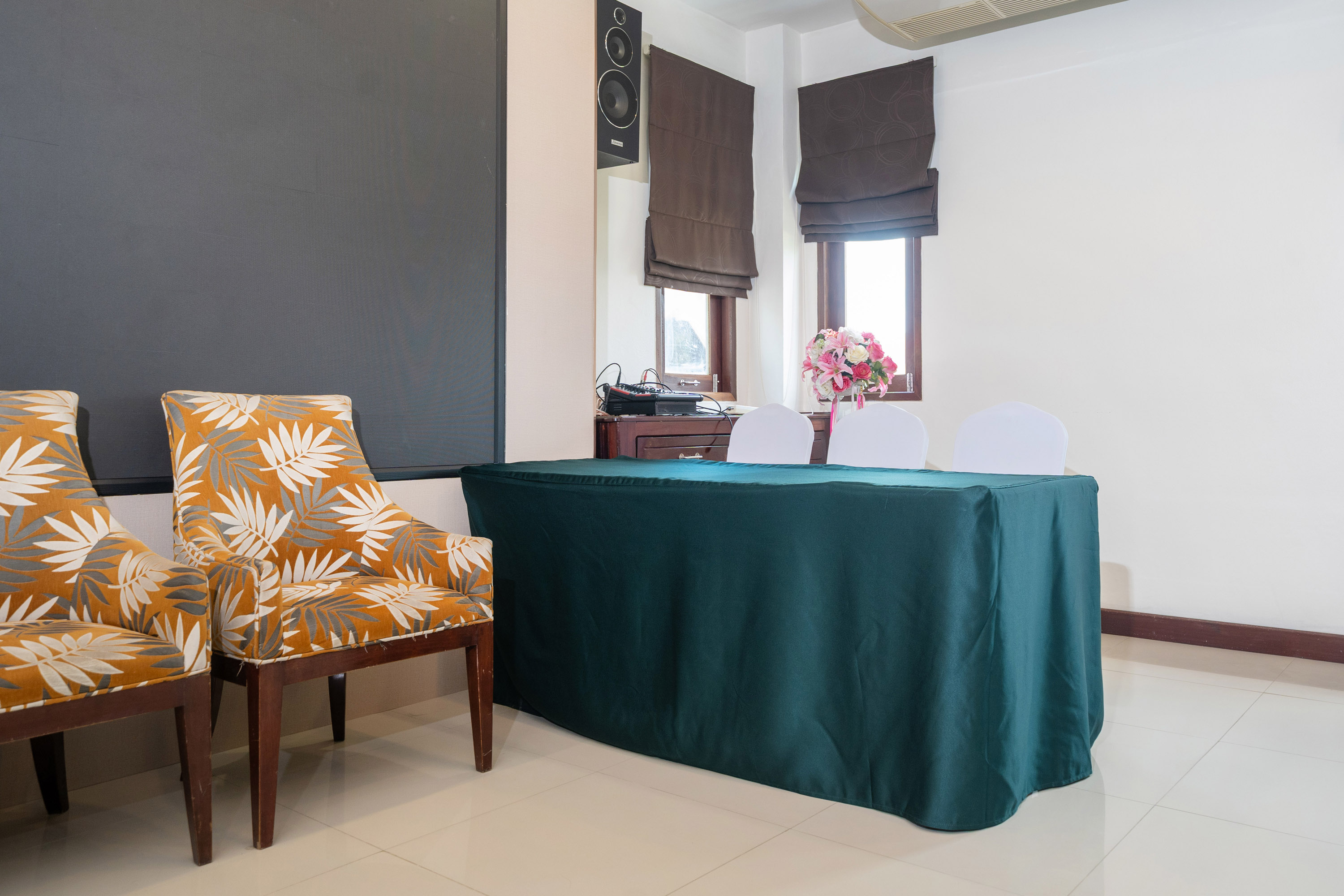 Meeting room at Howard Johnson by Wyndham Phuket Naiyang in Thalang, Other than US/Canada