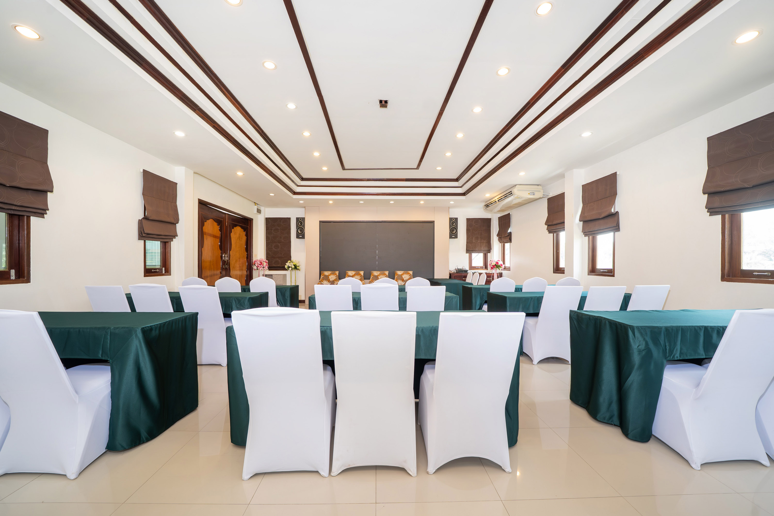 Meeting room at Howard Johnson by Wyndham Phuket Naiyang in Thalang, Other than US/Canada
