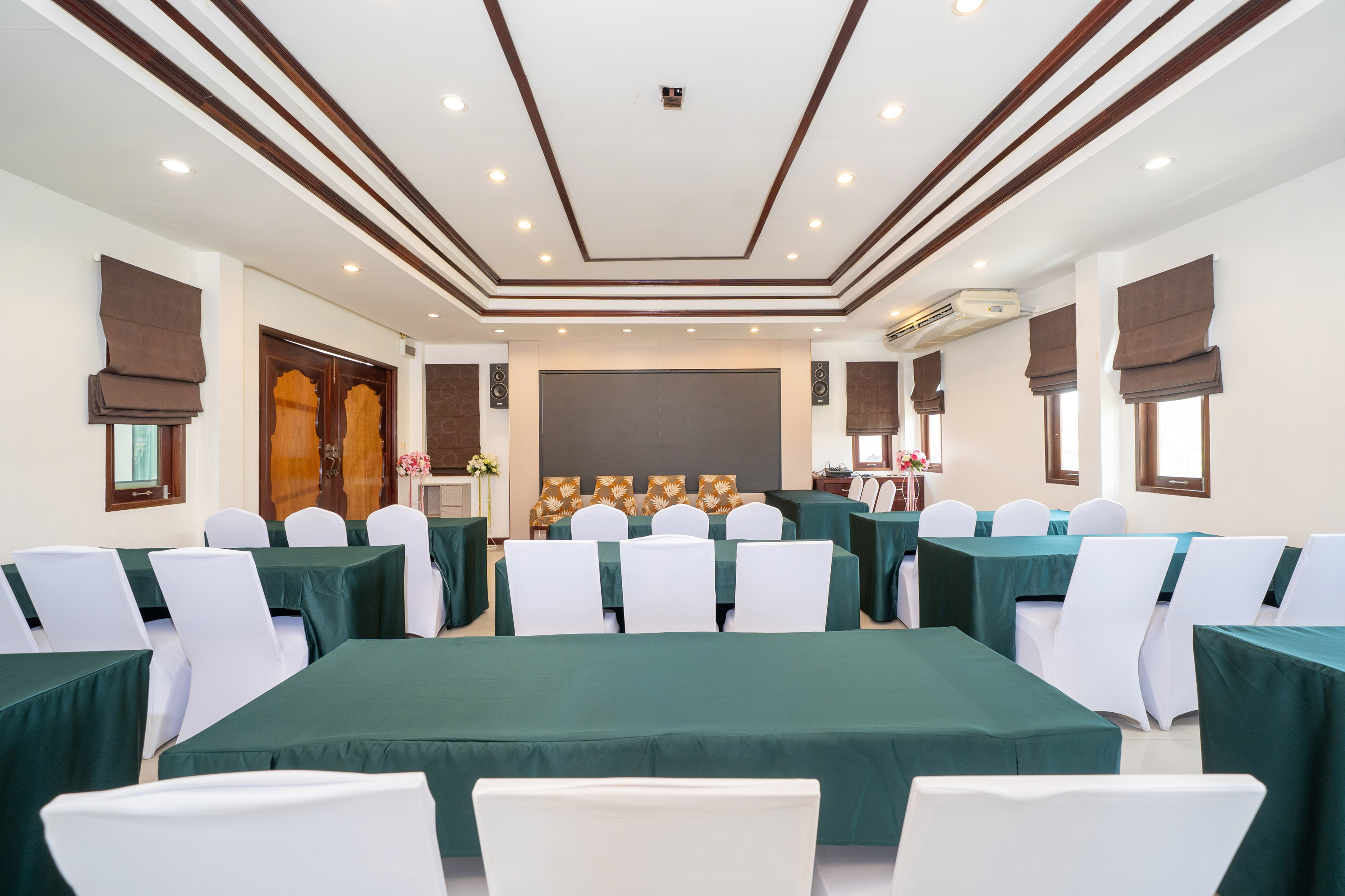 Meeting room at Howard Johnson by Wyndham Phuket Naiyang in Thalang, Other than US/Canada