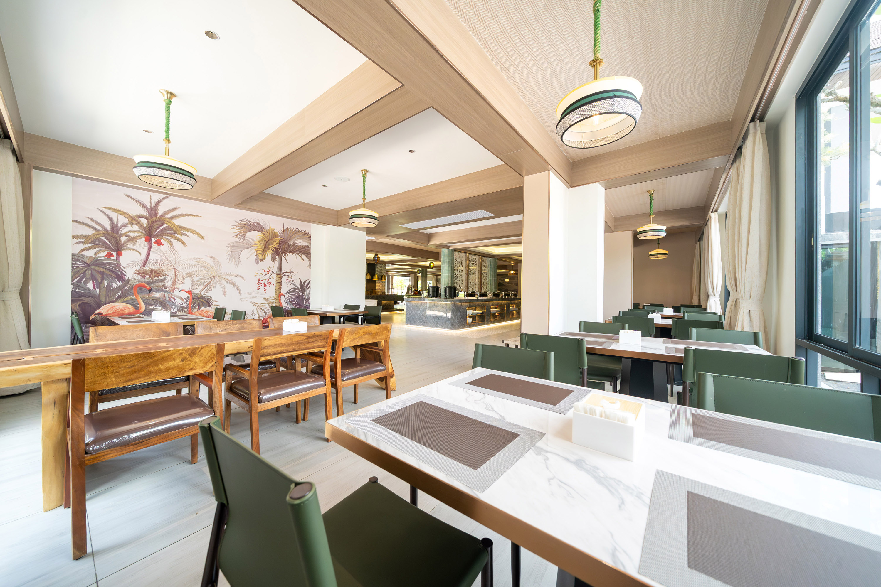Howard Johnson by Wyndham Phuket Naiyang restaurant in Thalang, Other than US/Canada
