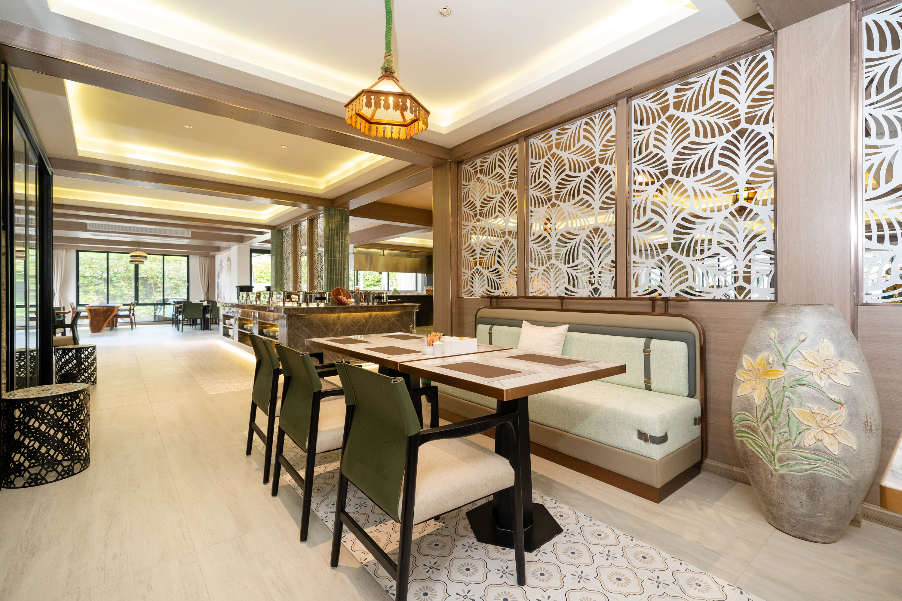 Howard Johnson by Wyndham Phuket Naiyang restaurant in Thalang, Other than US/Canada