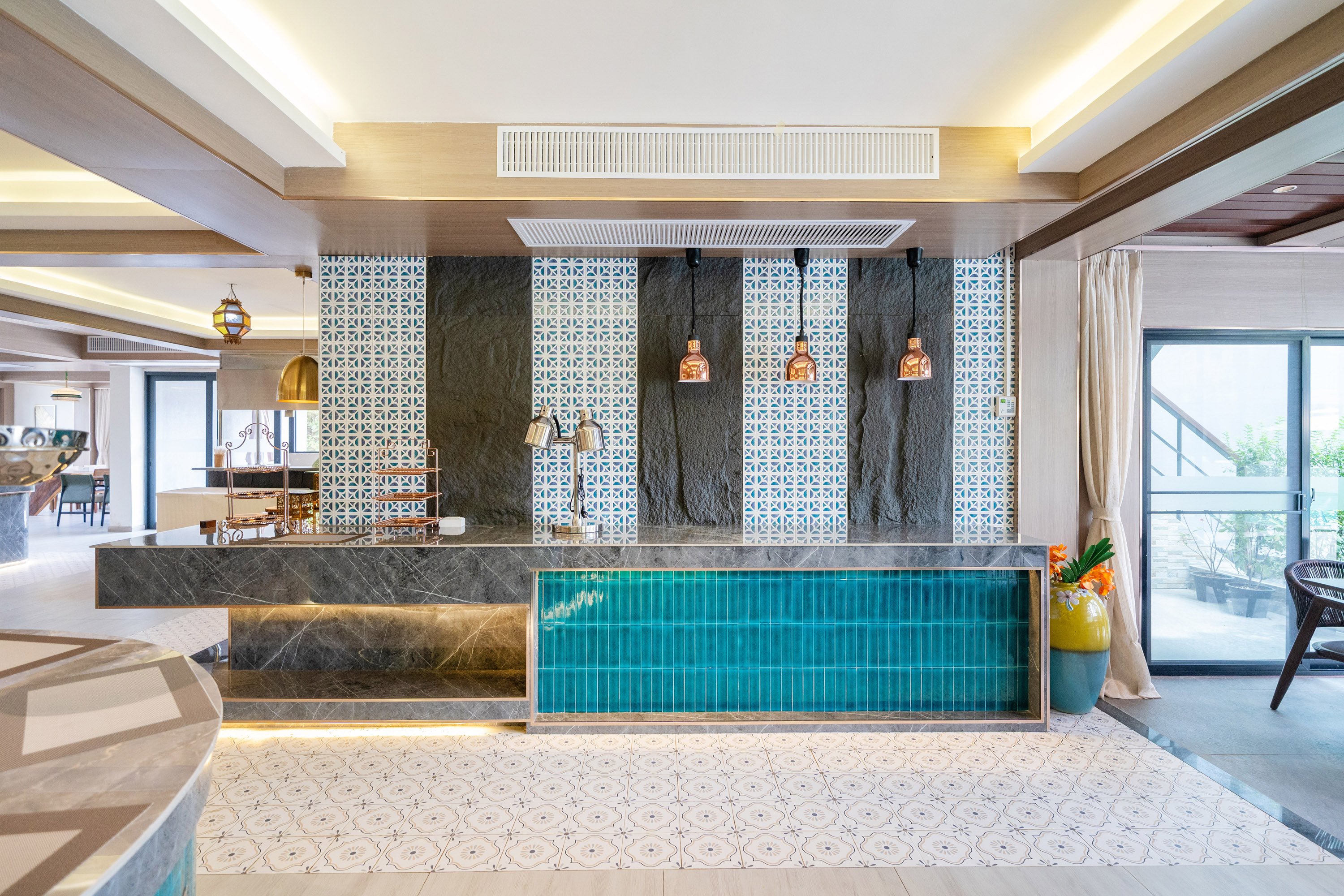 Howard Johnson by Wyndham Phuket Naiyang restaurant in Thalang, Other than US/Canada