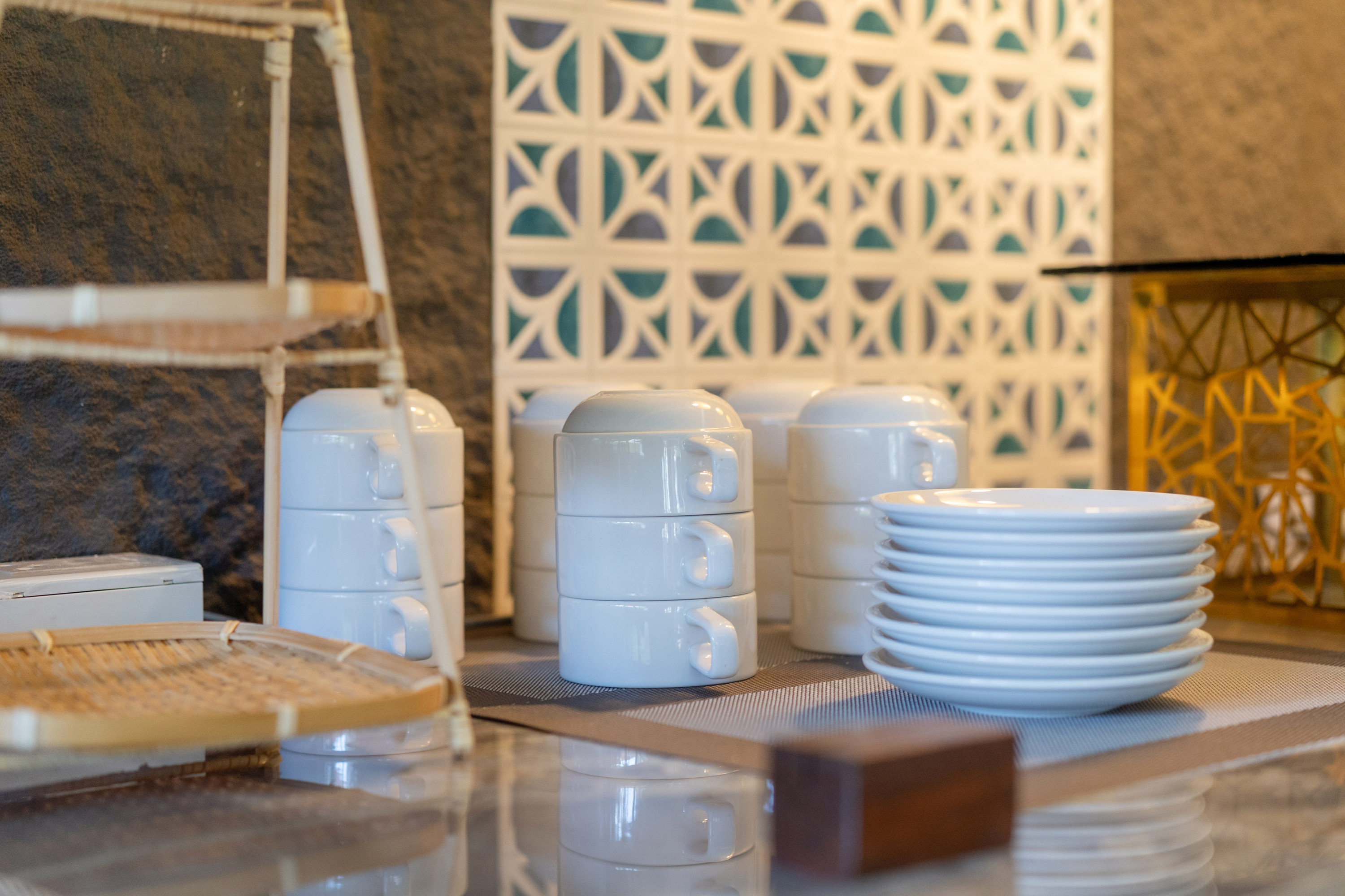 Howard Johnson by Wyndham Phuket Naiyang restaurant in Thalang, Other than US/Canada